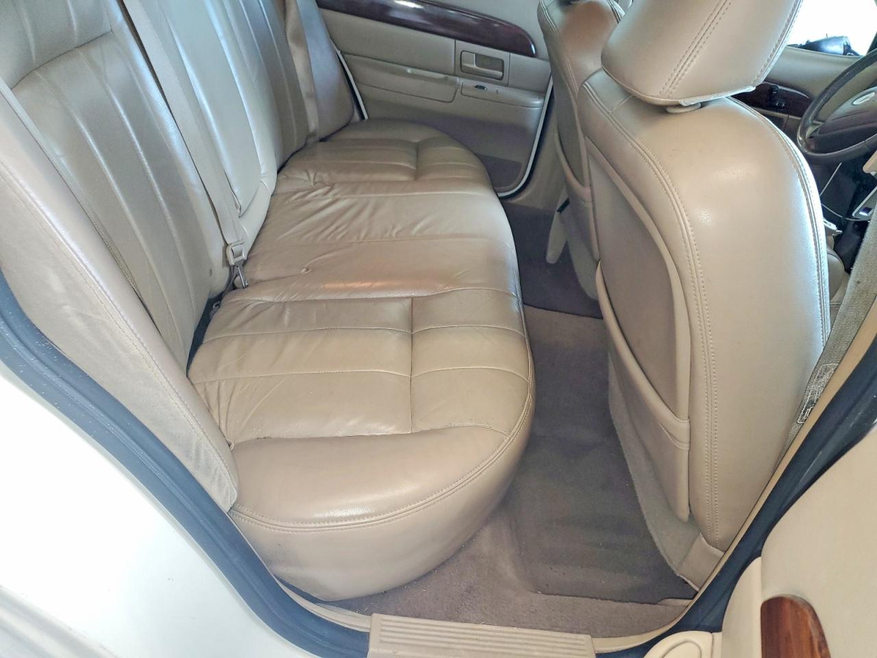 2003 Mercury Grand Marquis Ls Белый vin: 2MEFM75W53X632016