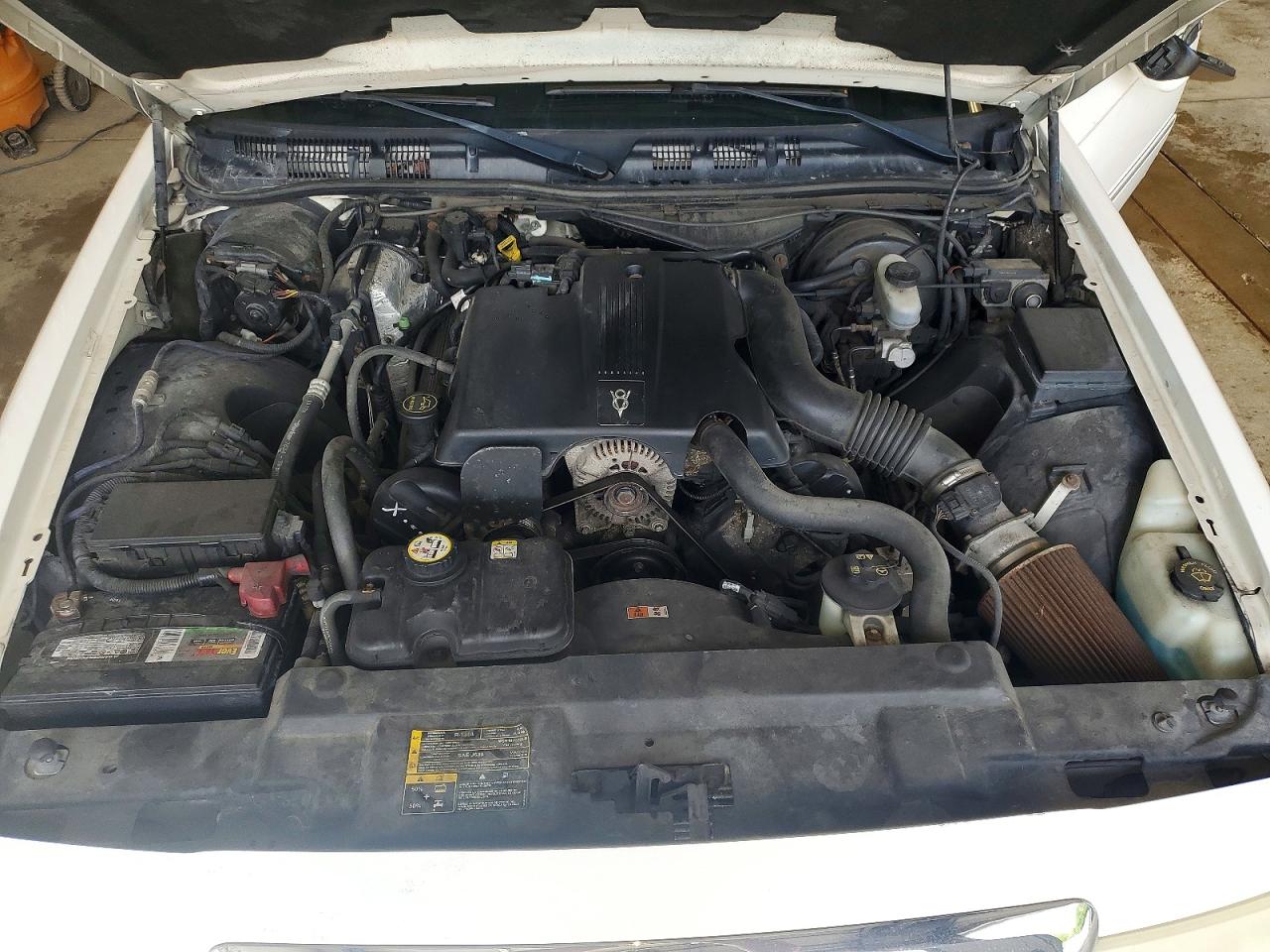 2003 Mercury Grand Marquis Ls Белый vin: 2MEFM75W53X632016
