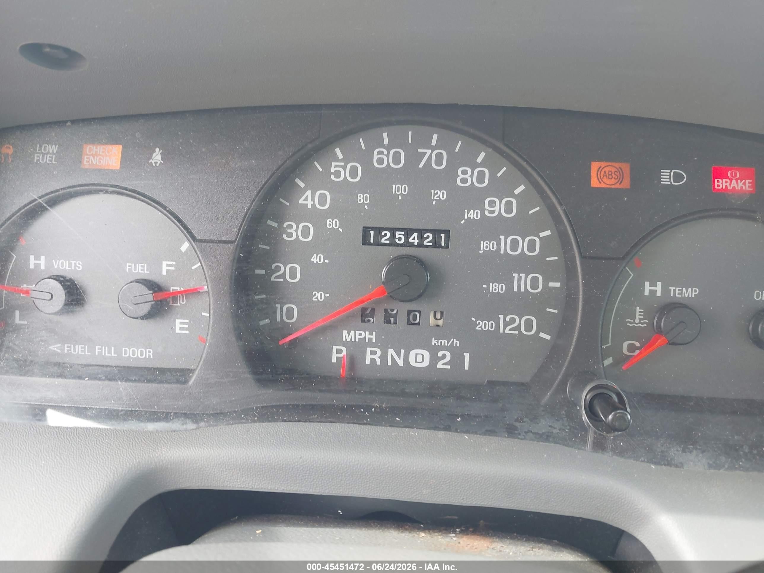 2004 Mercury Grand Marquis Ls Silver vin: 2MEFM75W54X694369