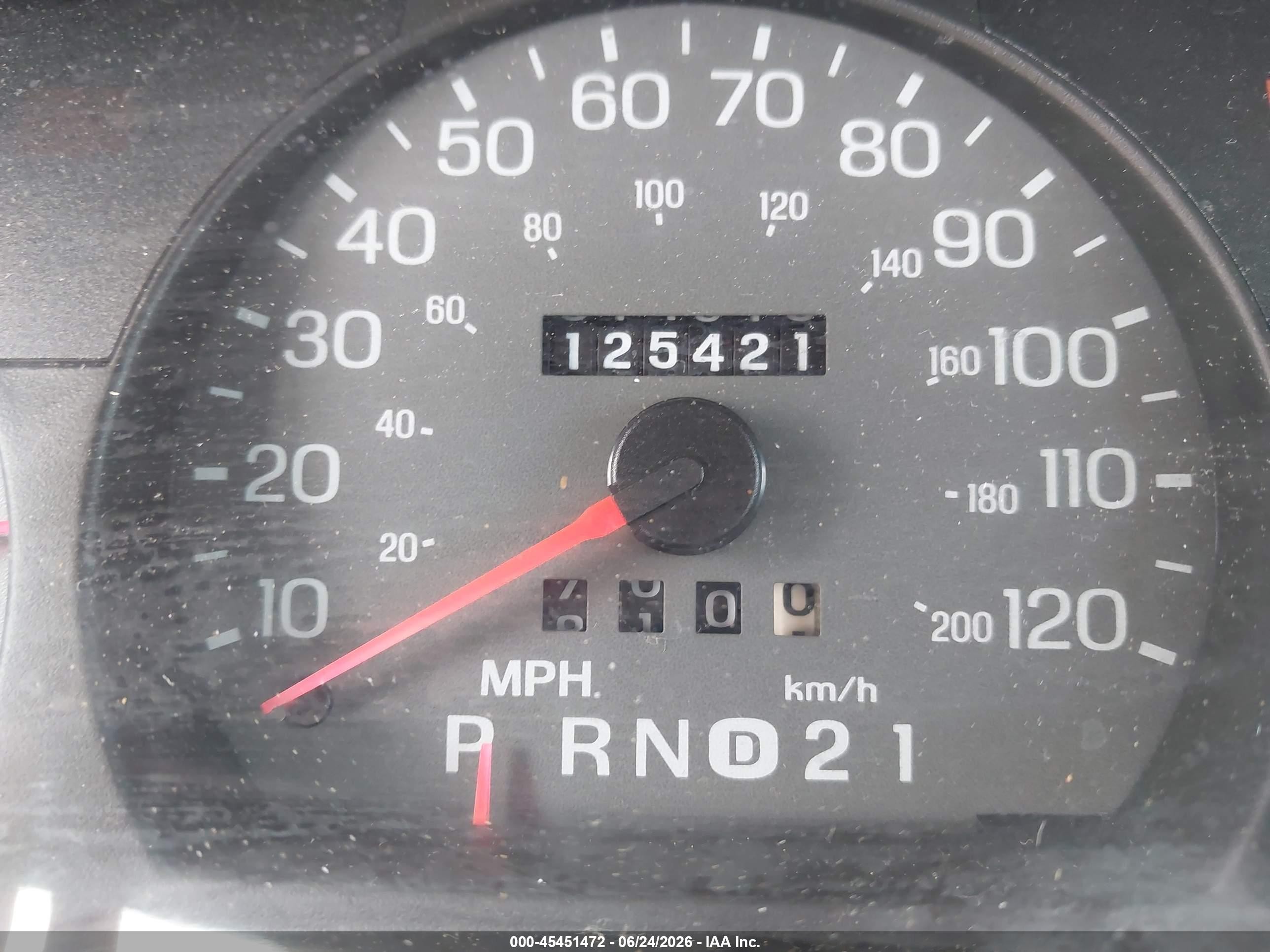 2004 Mercury Grand Marquis Ls Silver vin: 2MEFM75W54X694369