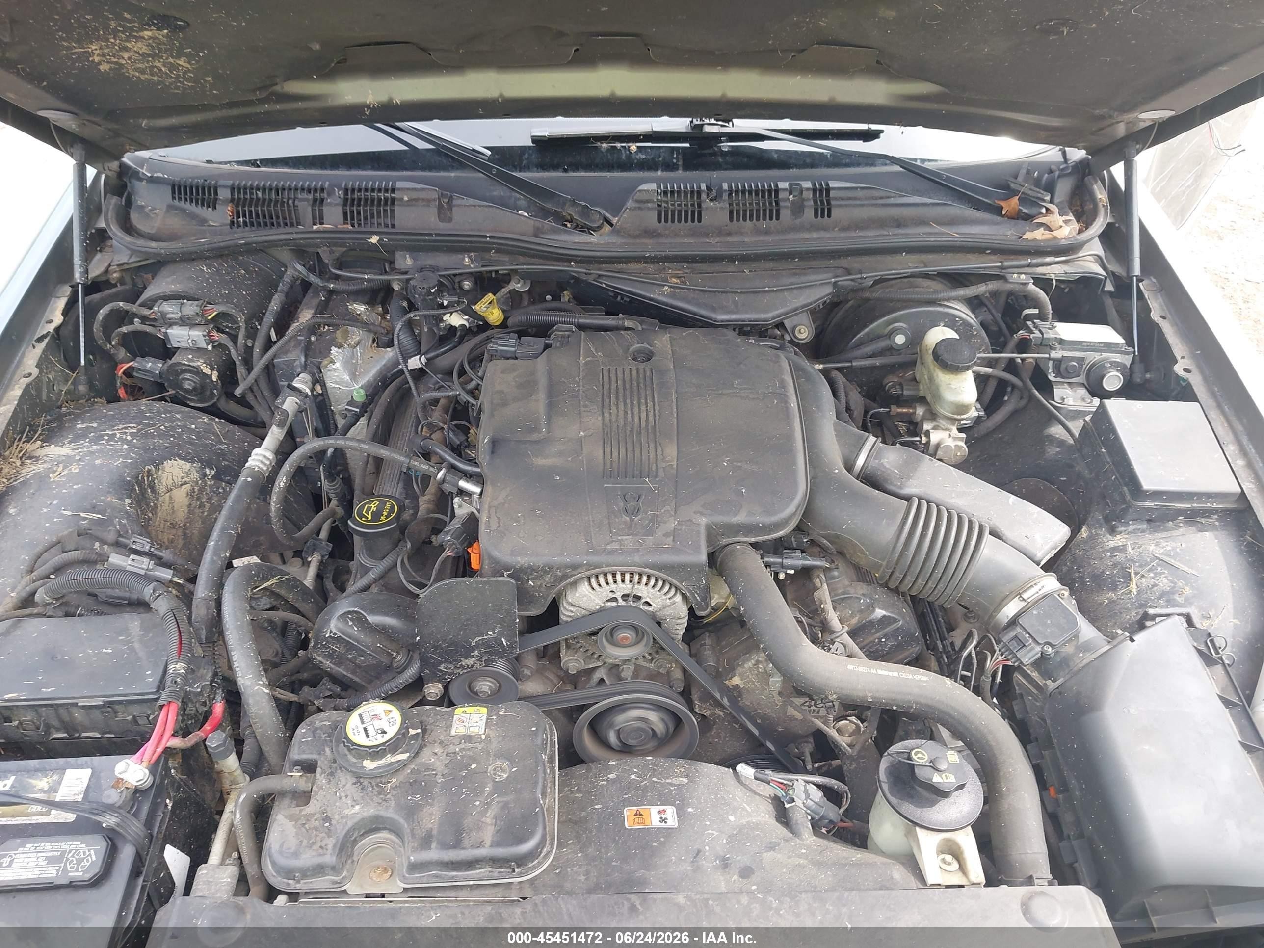 2004 Mercury Grand Marquis Ls Silver vin: 2MEFM75W54X694369