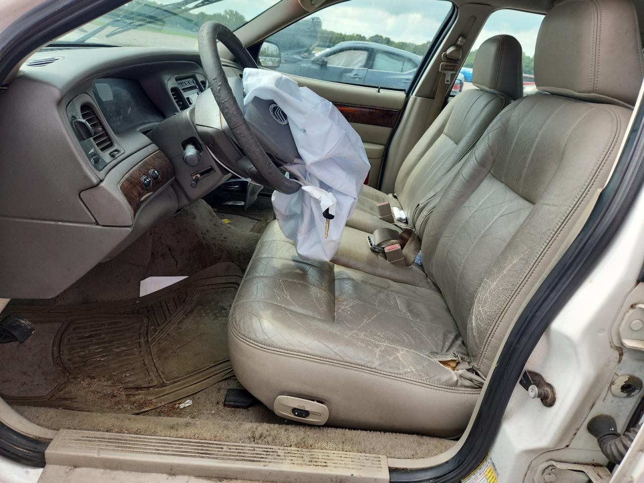 2006 Mercury Grand Marquis Ls White vin: 2MEFM75W56X651069