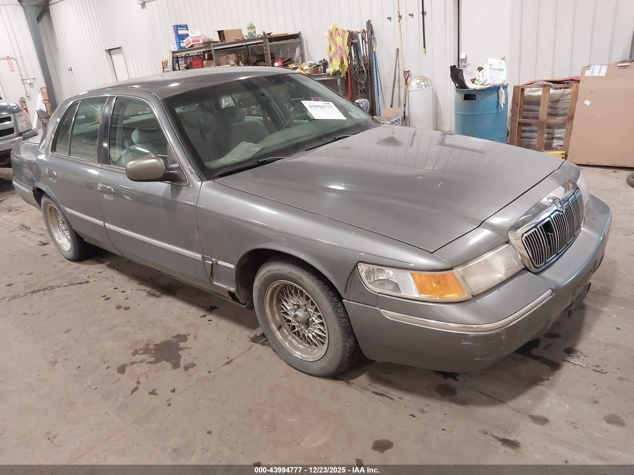 1998 Mercury Grand Marquis   Gray vin: 2MEFM75W5WX603734