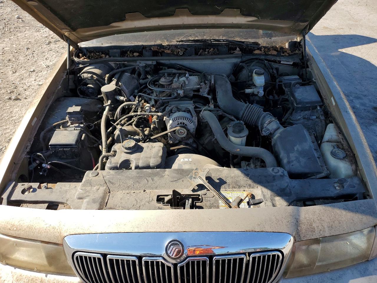 2000 Mercury Grand Marquis Tan vin: 2MEFM75W5YX606961