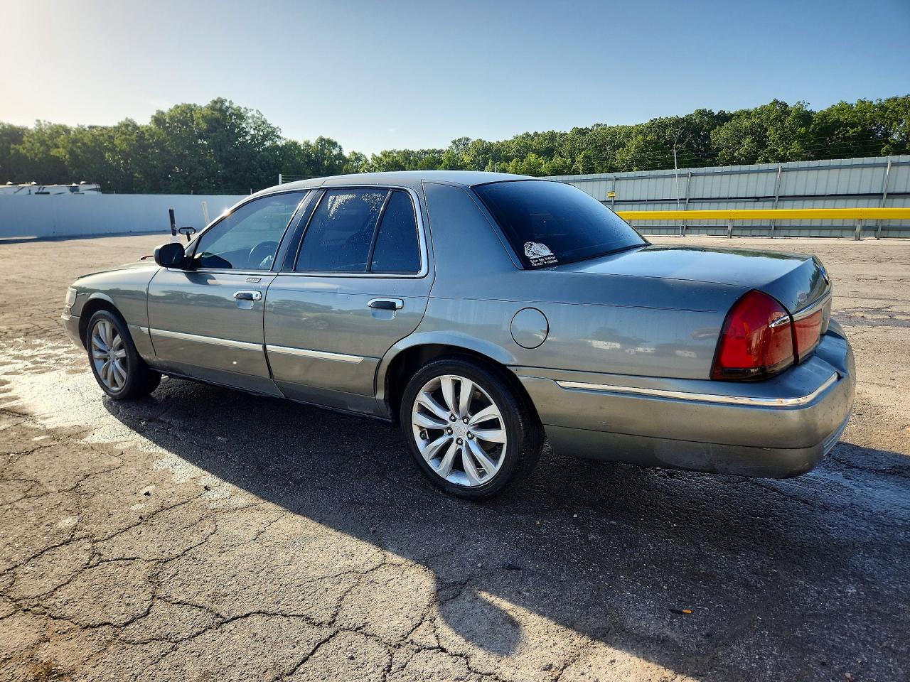 2000 Mercury Grand Marquis Ls Gray vin: 2MEFM75W5YX660583
