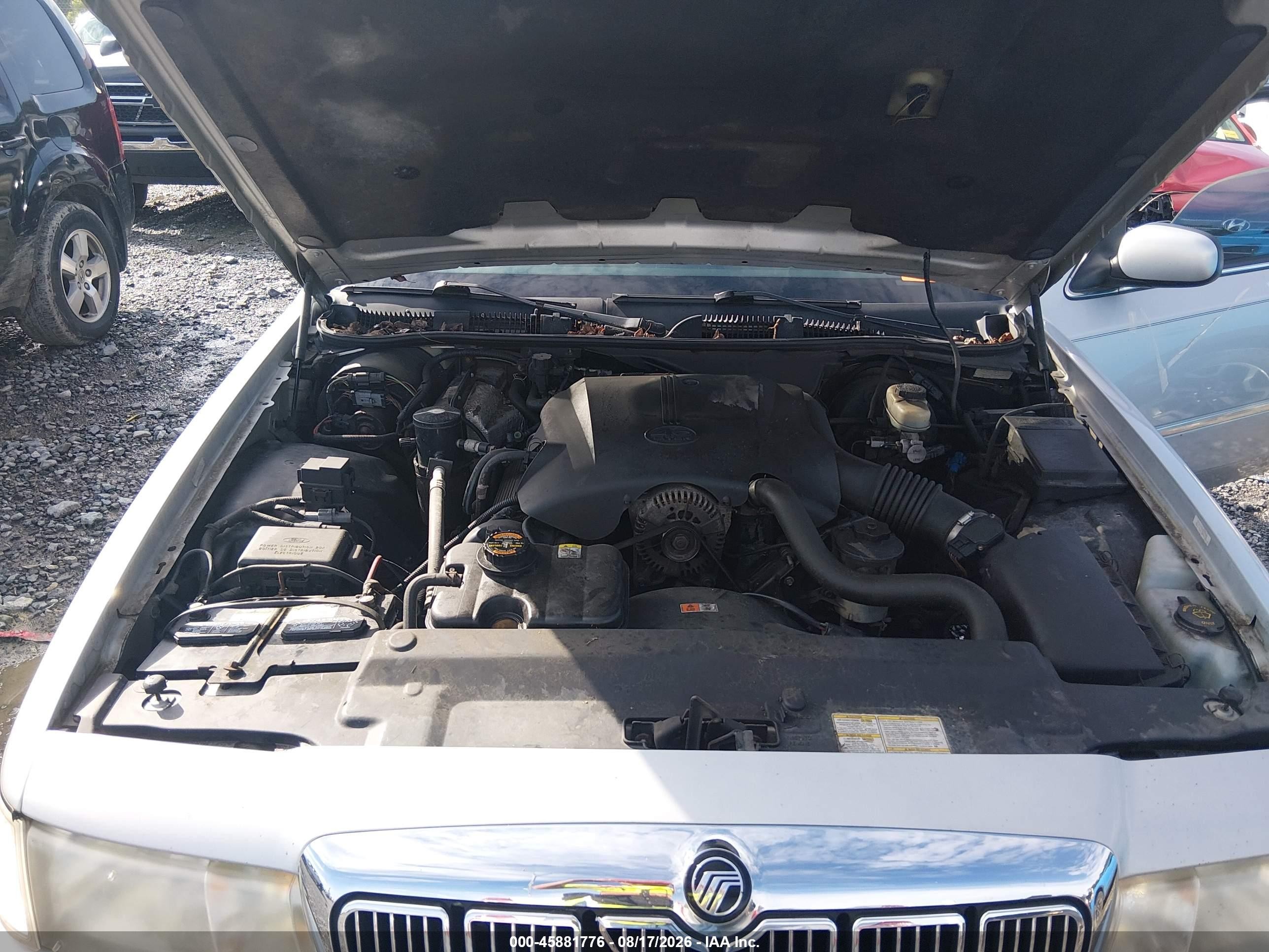 2001 Mercury Grand Marquis Ls Silver vin: 2MEFM75W61X607493