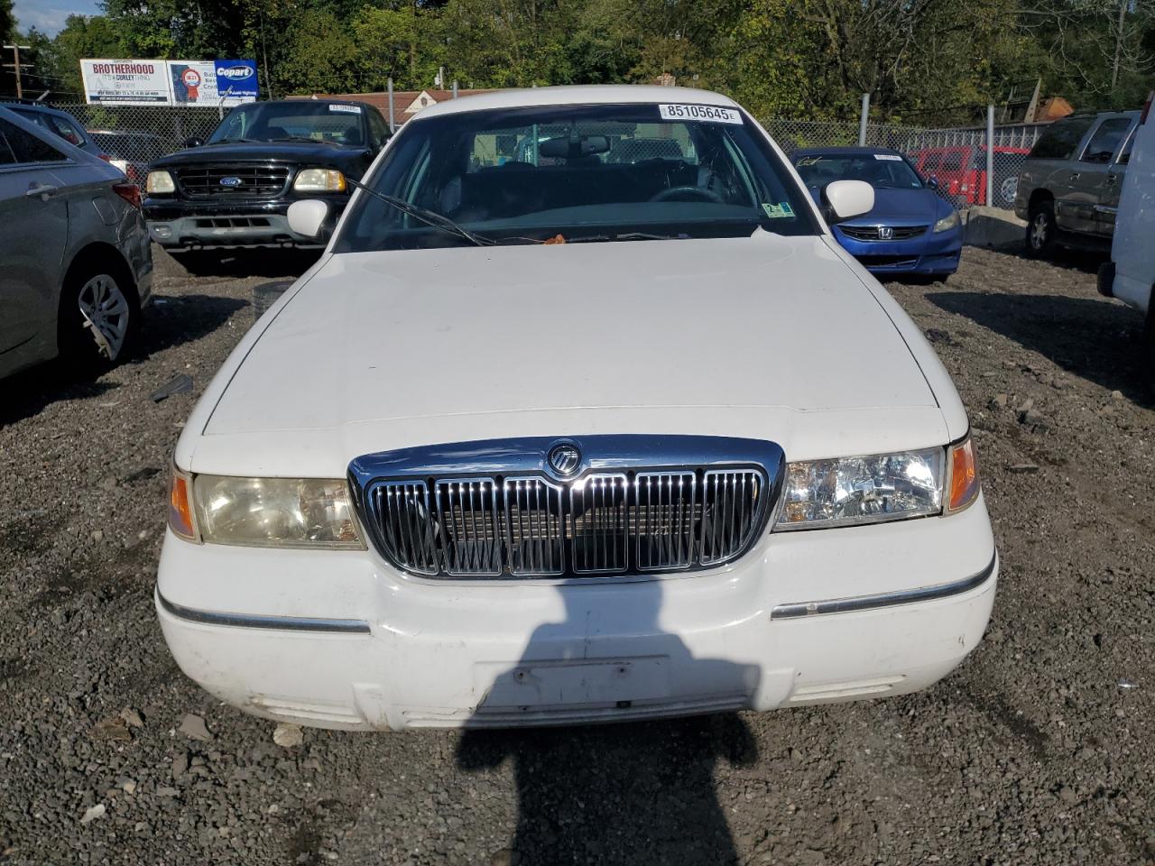 2001 Mercury Grand Marquis Ls White vin: 2MEFM75W61X681545