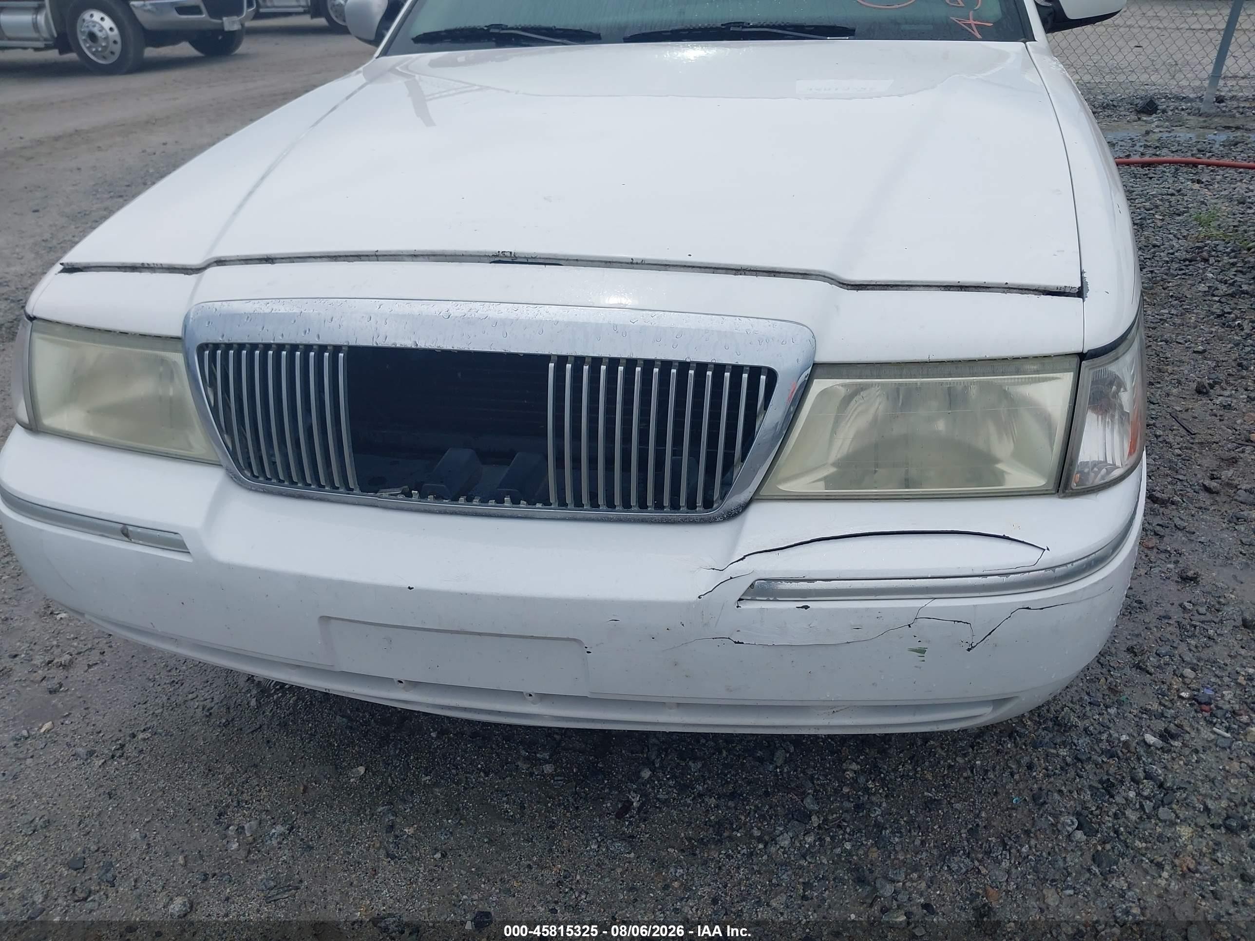 2003 Mercury Grand Marquis Ls Белый vin: 2MEFM75W63X621381