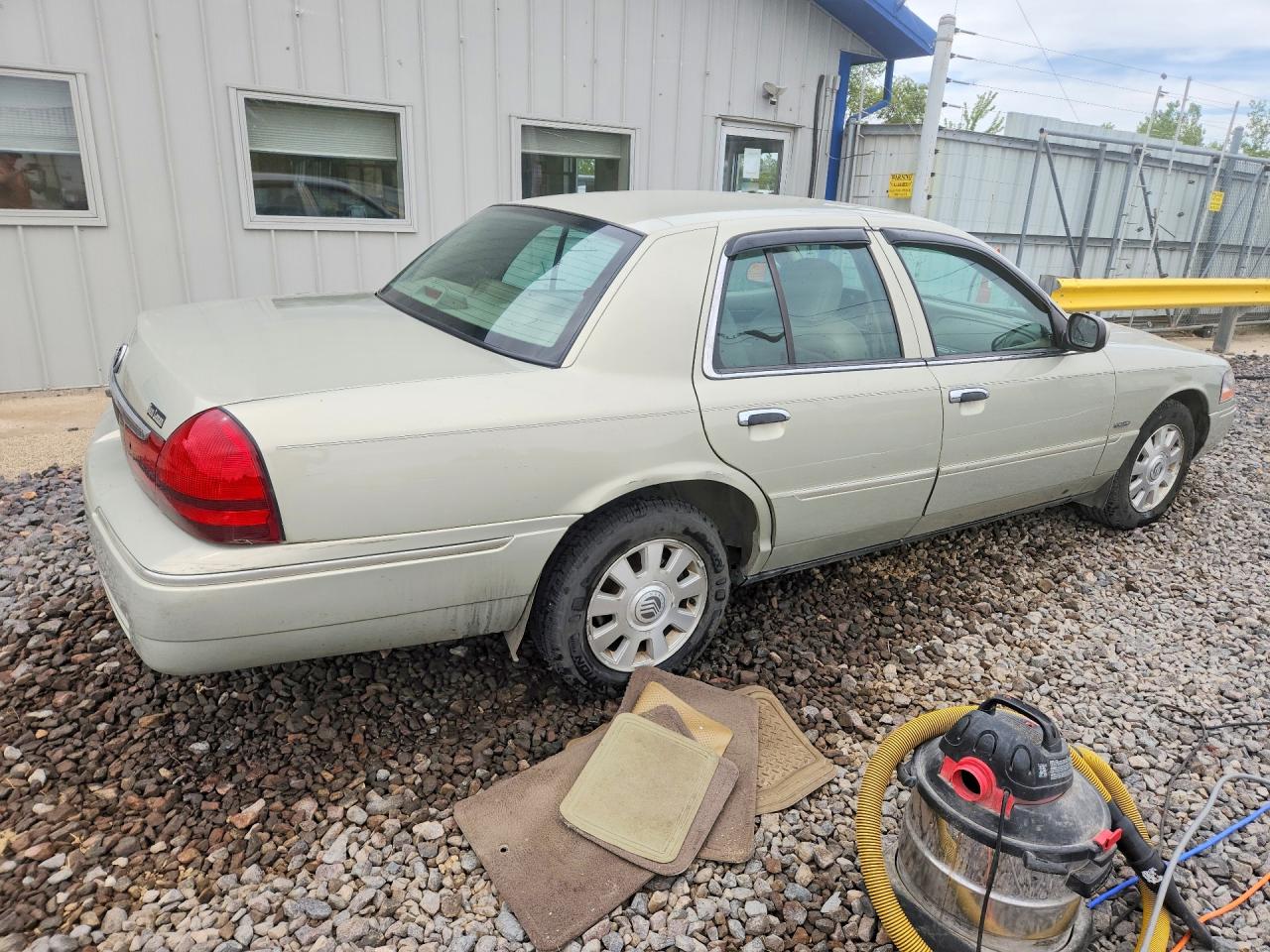 2003 Mercury Grand Marquis Ls Кремовый vin: 2MEFM75W63X666451