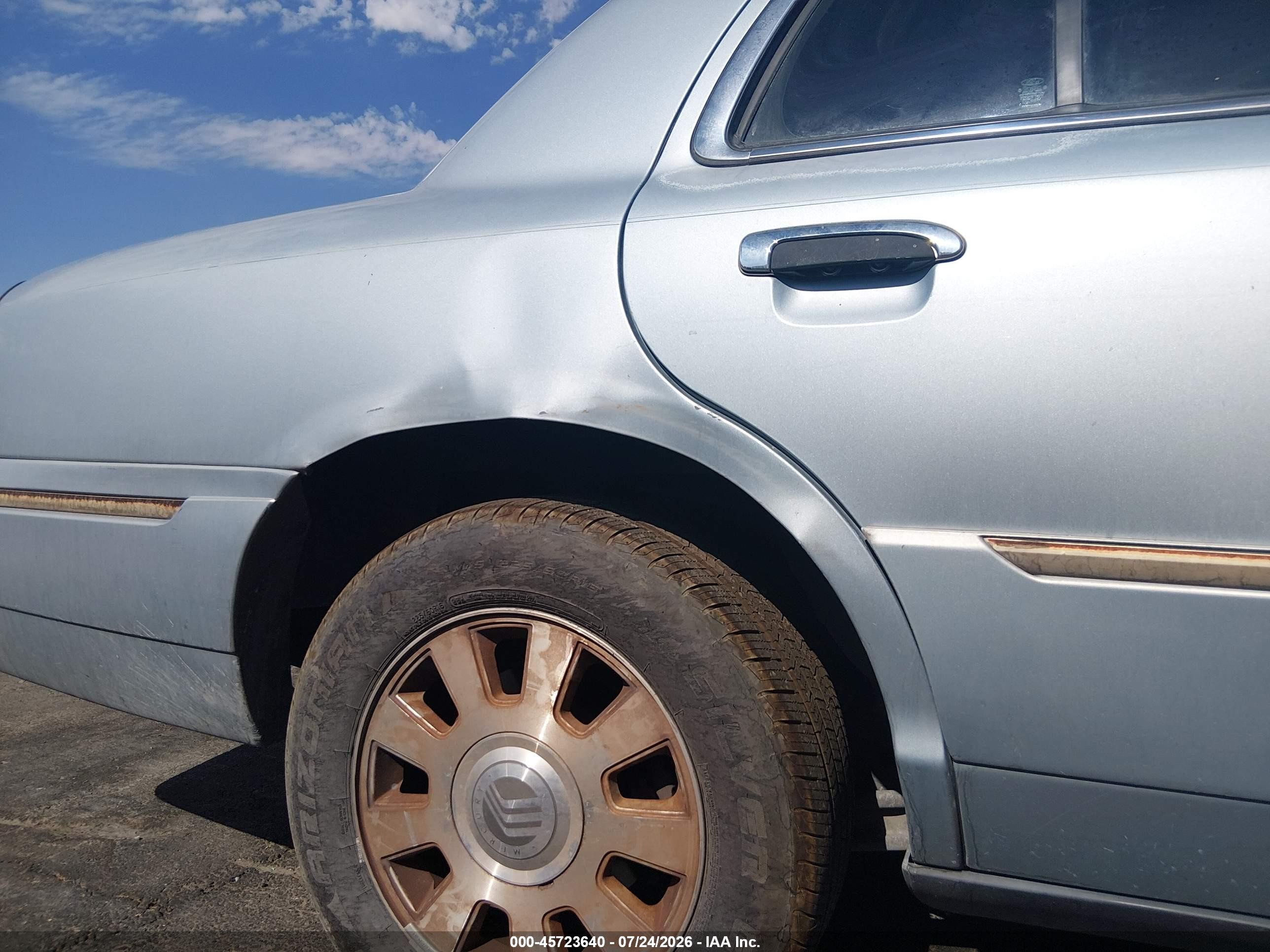 2004 Mercury Grand Marquis Ls Light Blue vin: 2MEFM75W64X601021
