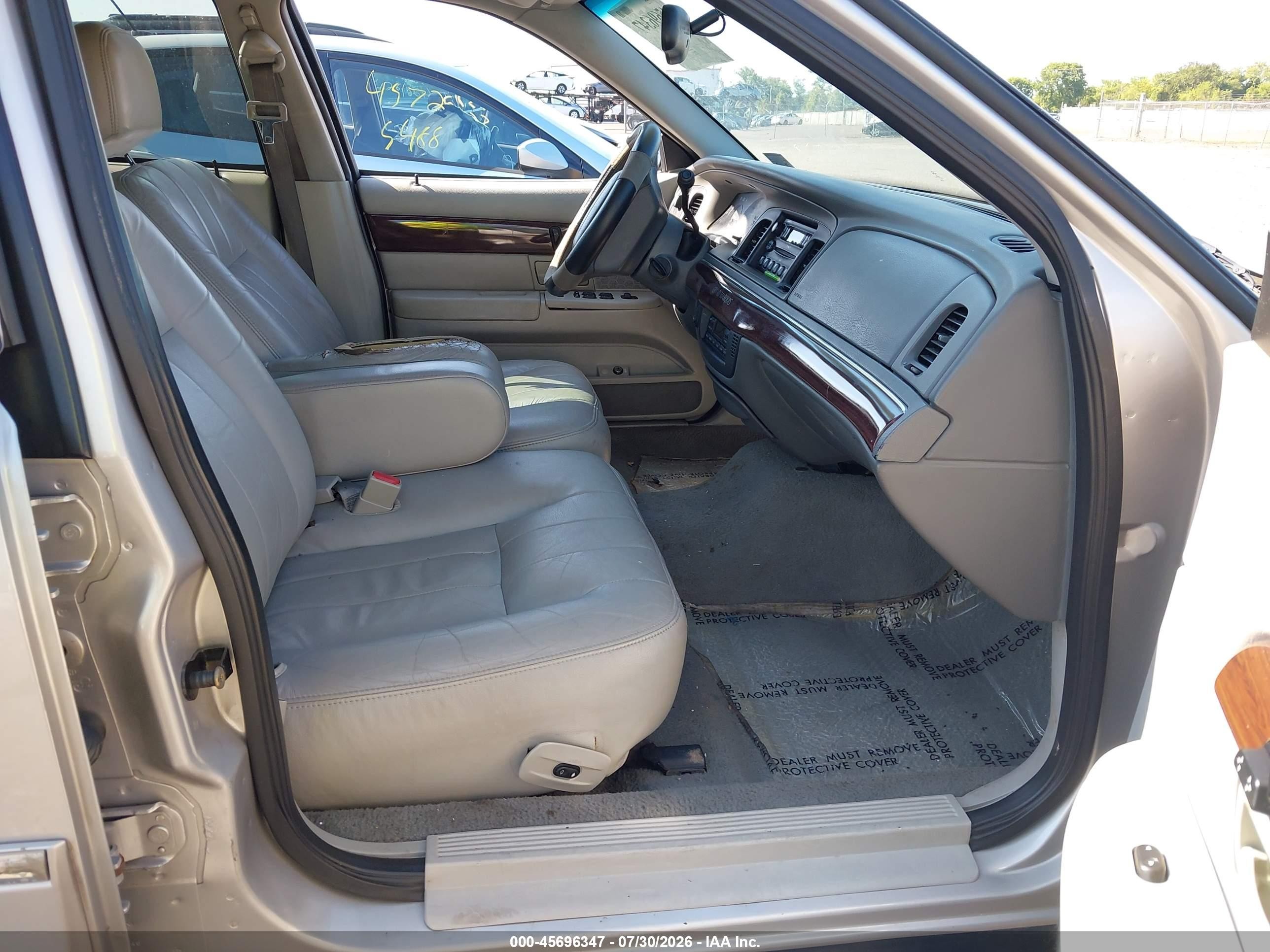 2004 Mercury Grand Marquis Ls Tan vin: 2MEFM75W64X605912