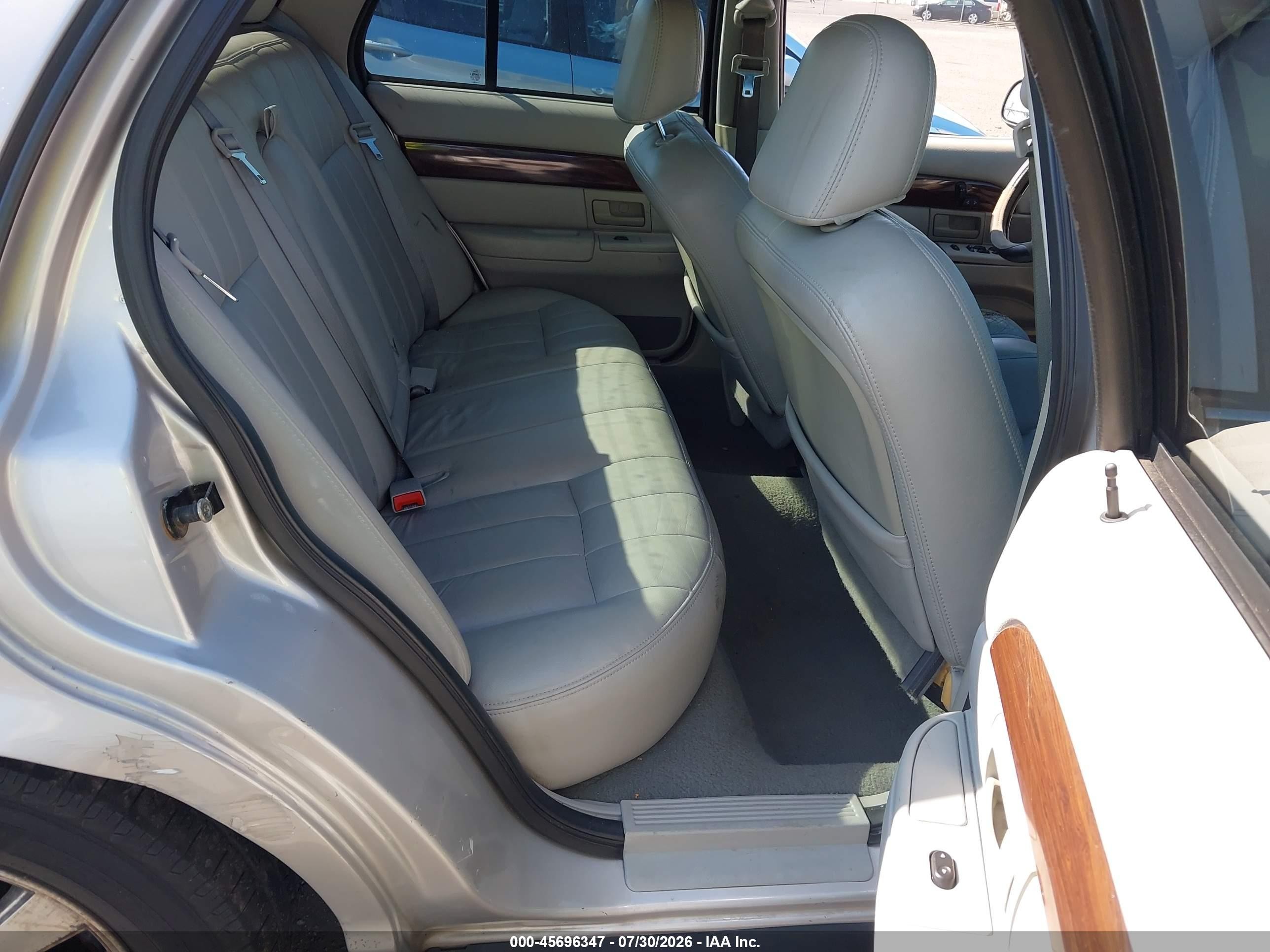 2004 Mercury Grand Marquis Ls Tan vin: 2MEFM75W64X605912