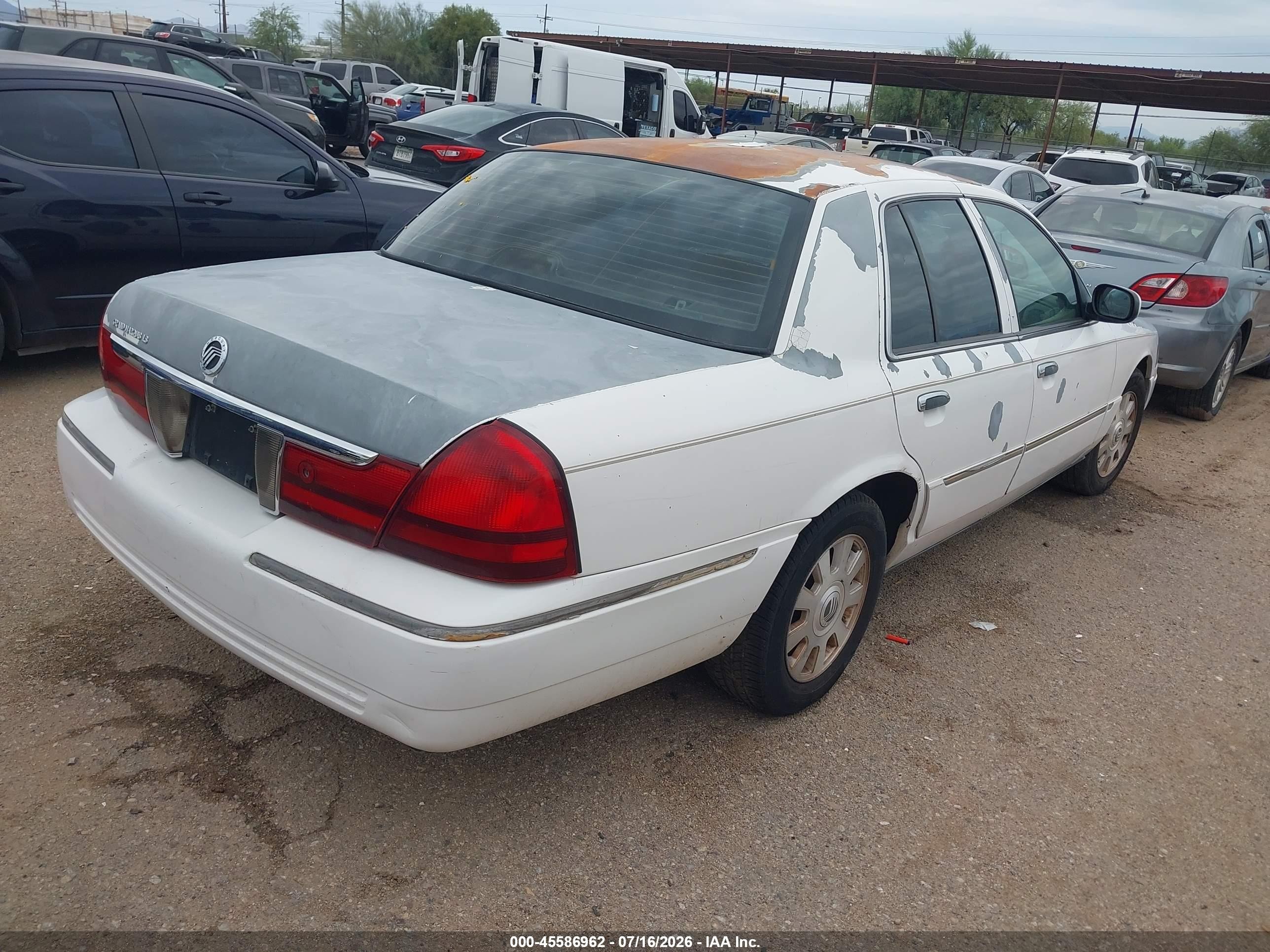 2004 Mercury Grand Marquis Ls White vin: 2MEFM75W64X620278