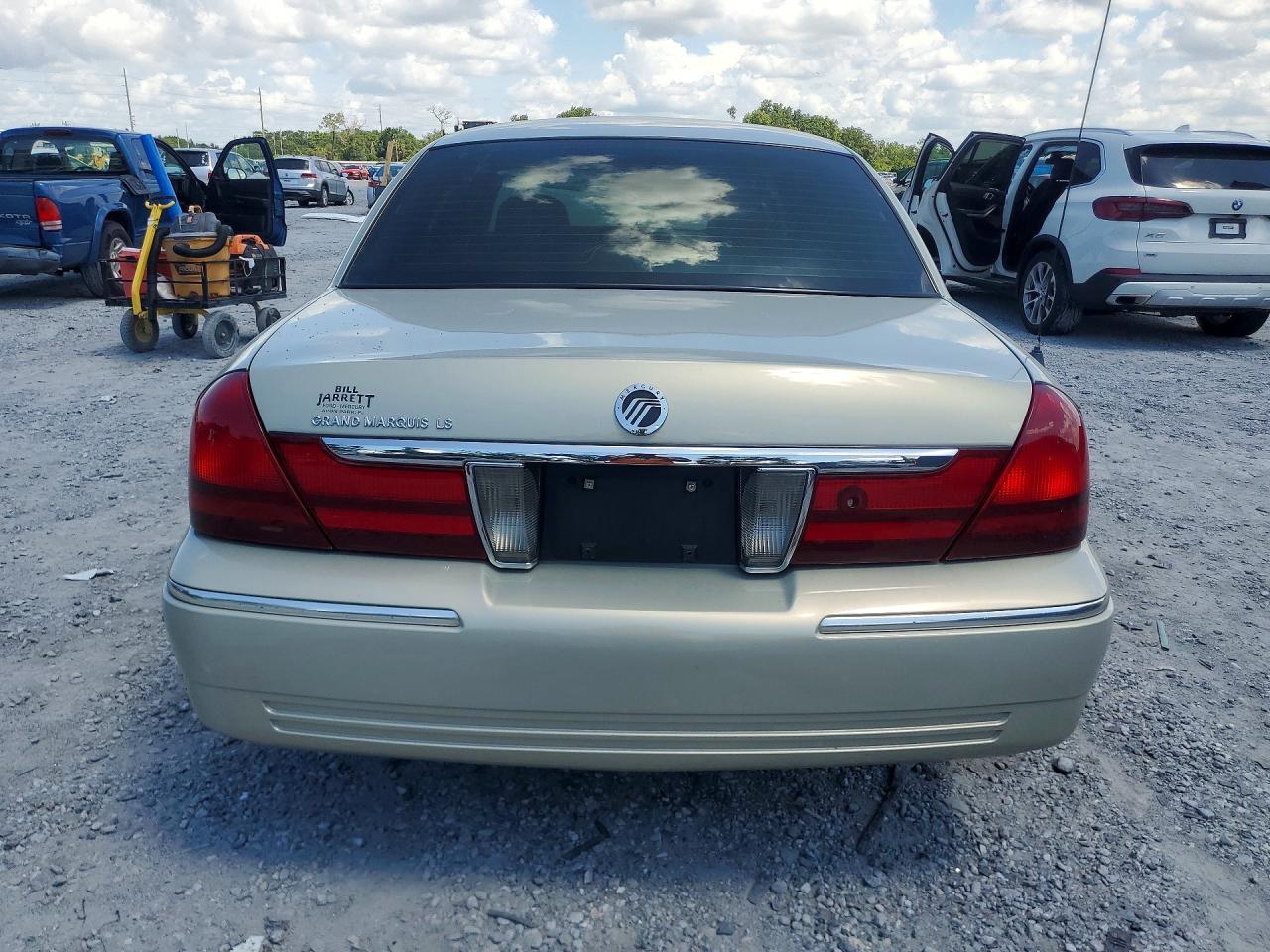 2005 Mercury Grand Marquis Ls Tan vin: 2MEFM75W65X602171