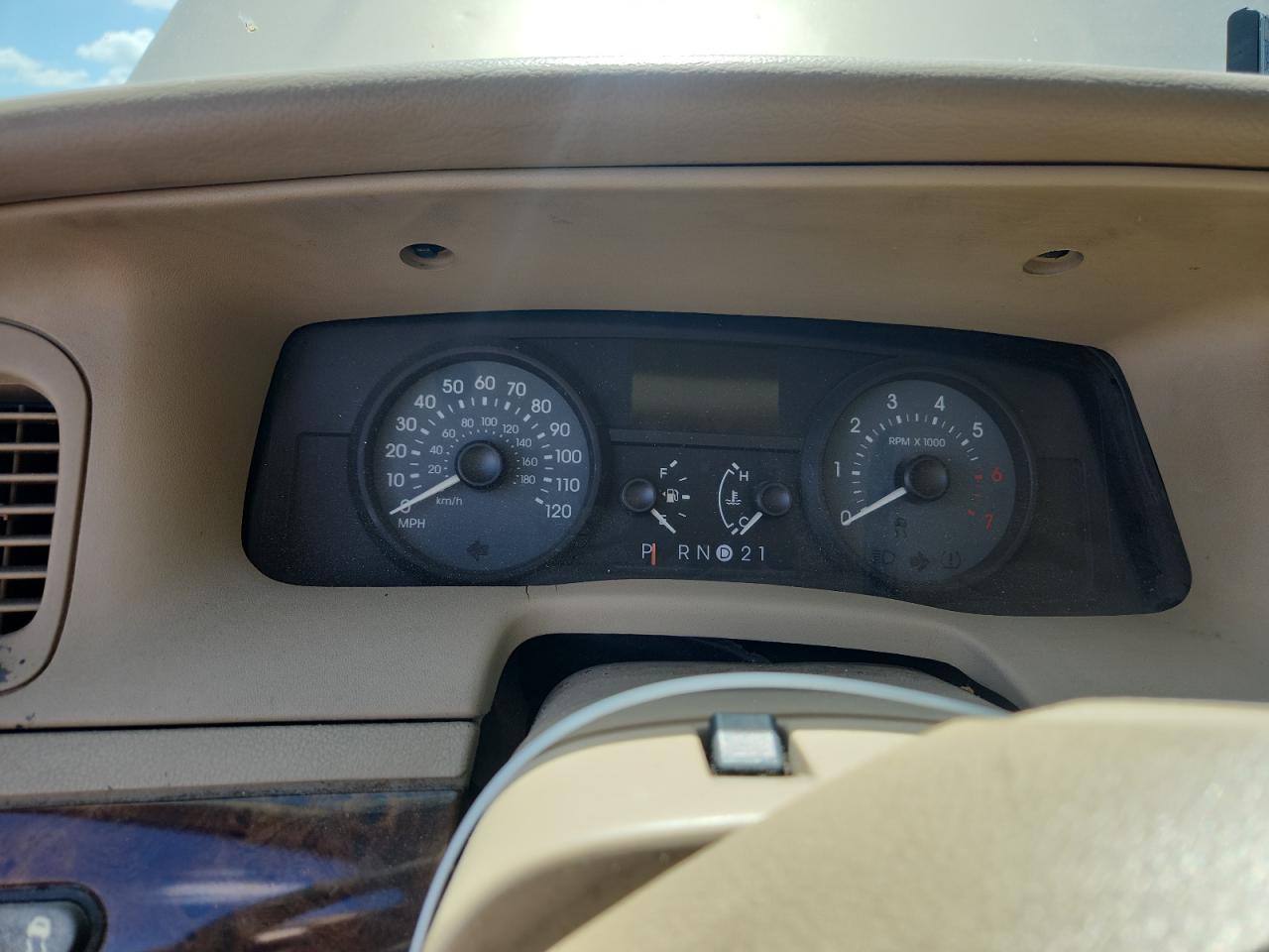 2006 Mercury Grand Marquis Ls Gold vin: 2MEFM75W66X645989