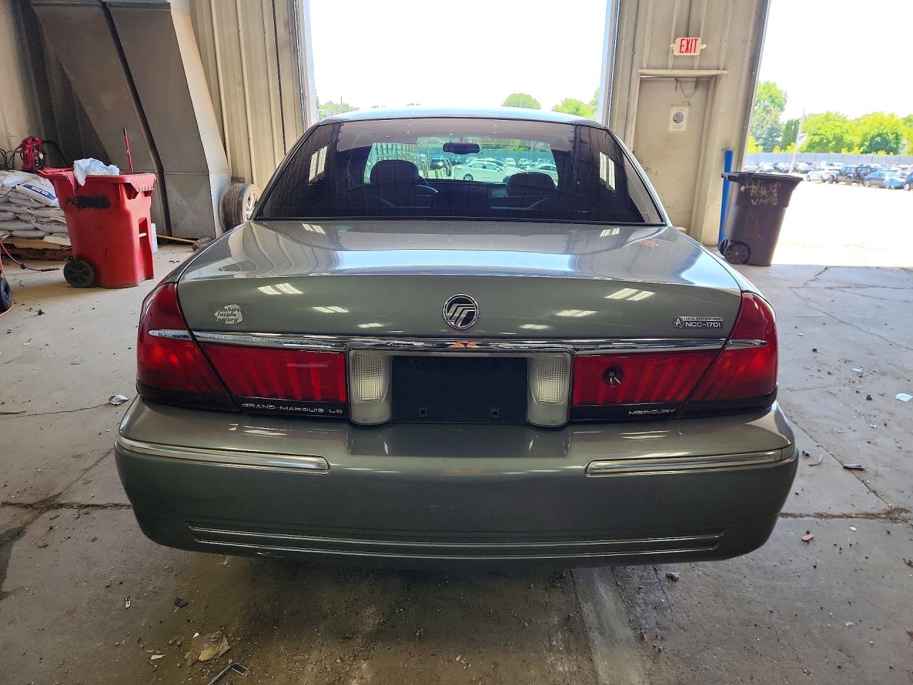 1998 Mercury Grand Marquis Ls Gray vin: 2MEFM75W6WX667782