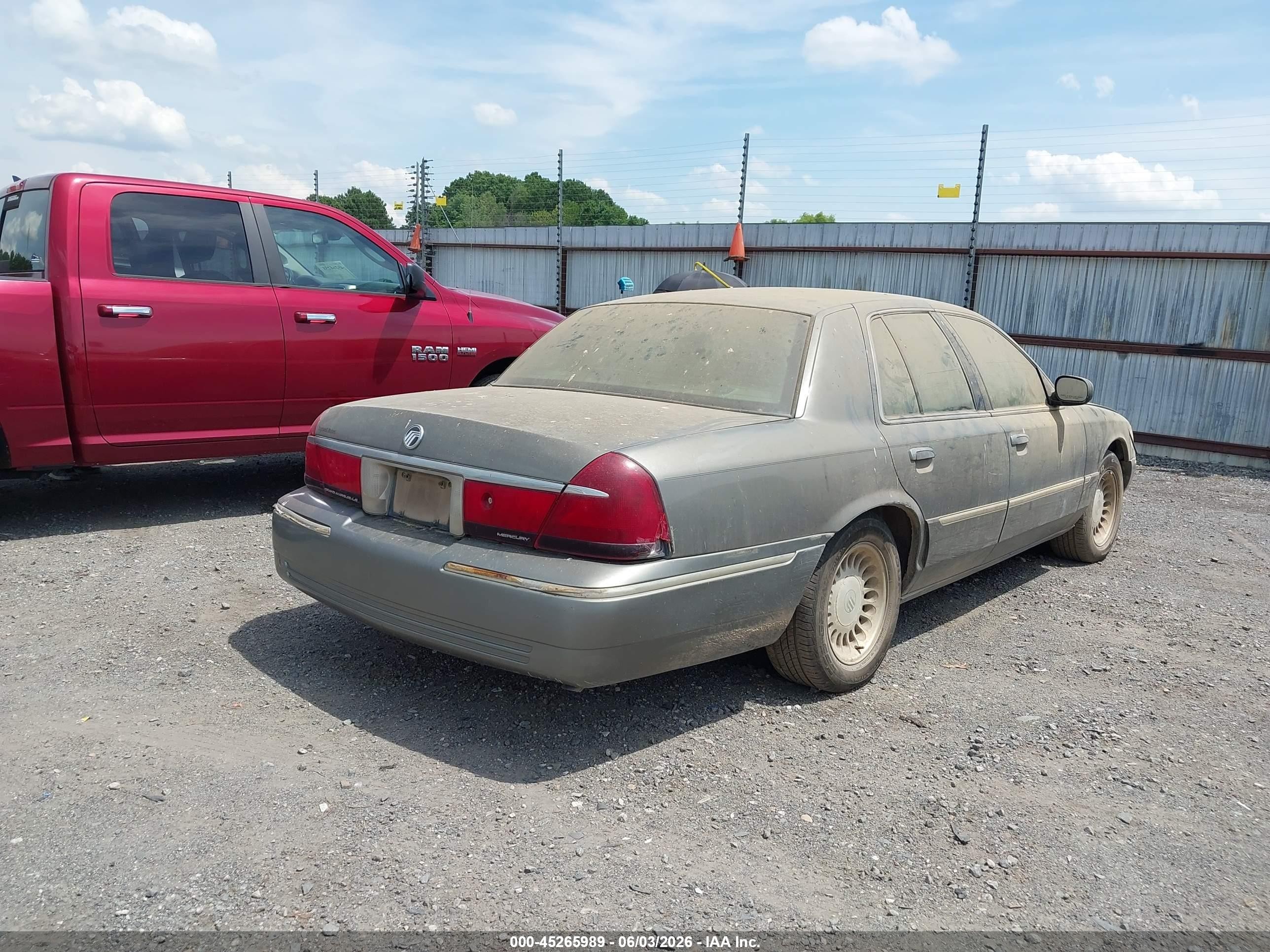 2000 Mercury Grand Marquis Ls Green vin: 2MEFM75W6YX713307