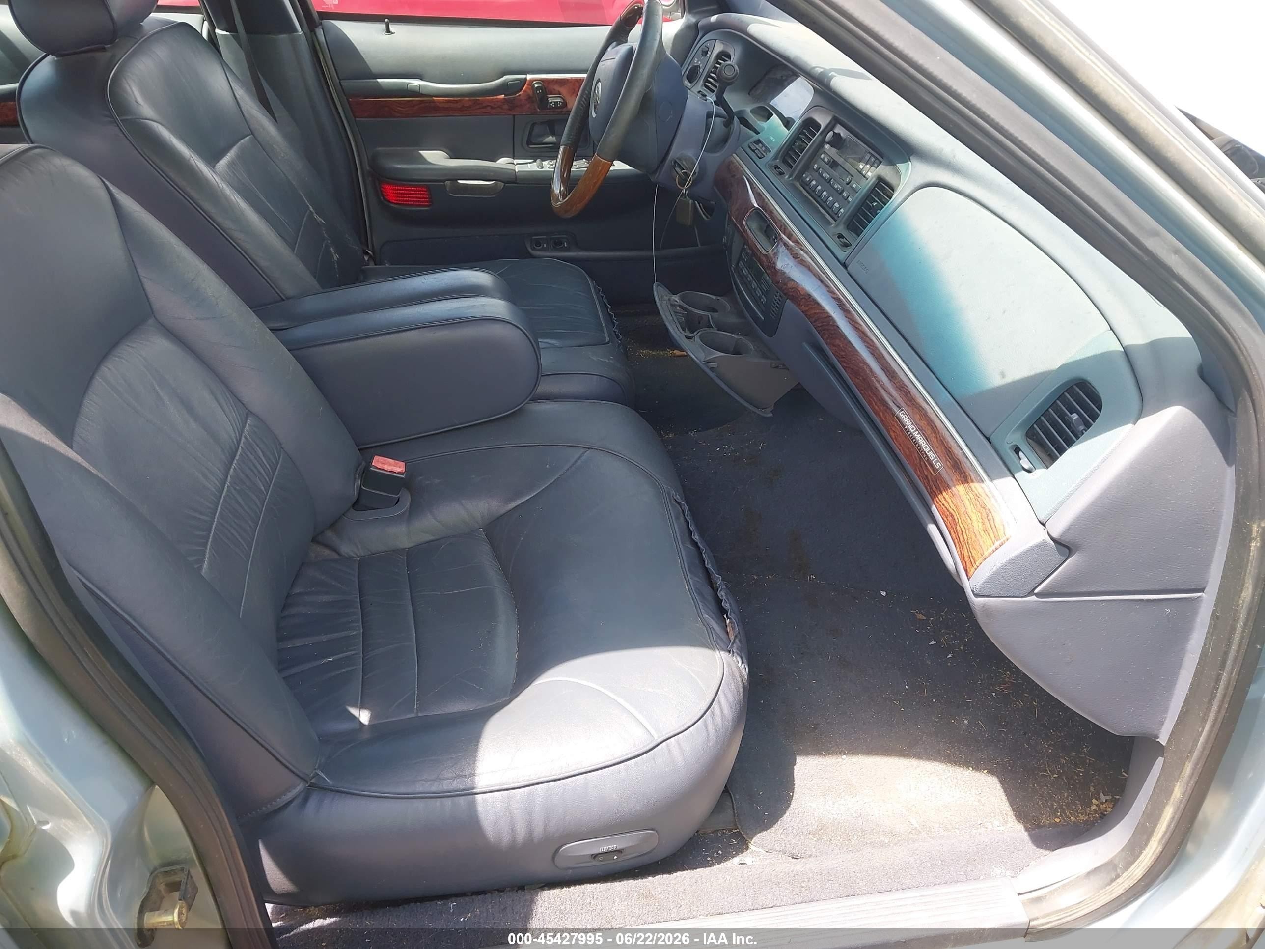 2002 Mercury Grand Marquis Ls Light Blue vin: 2MEFM75W72X638270