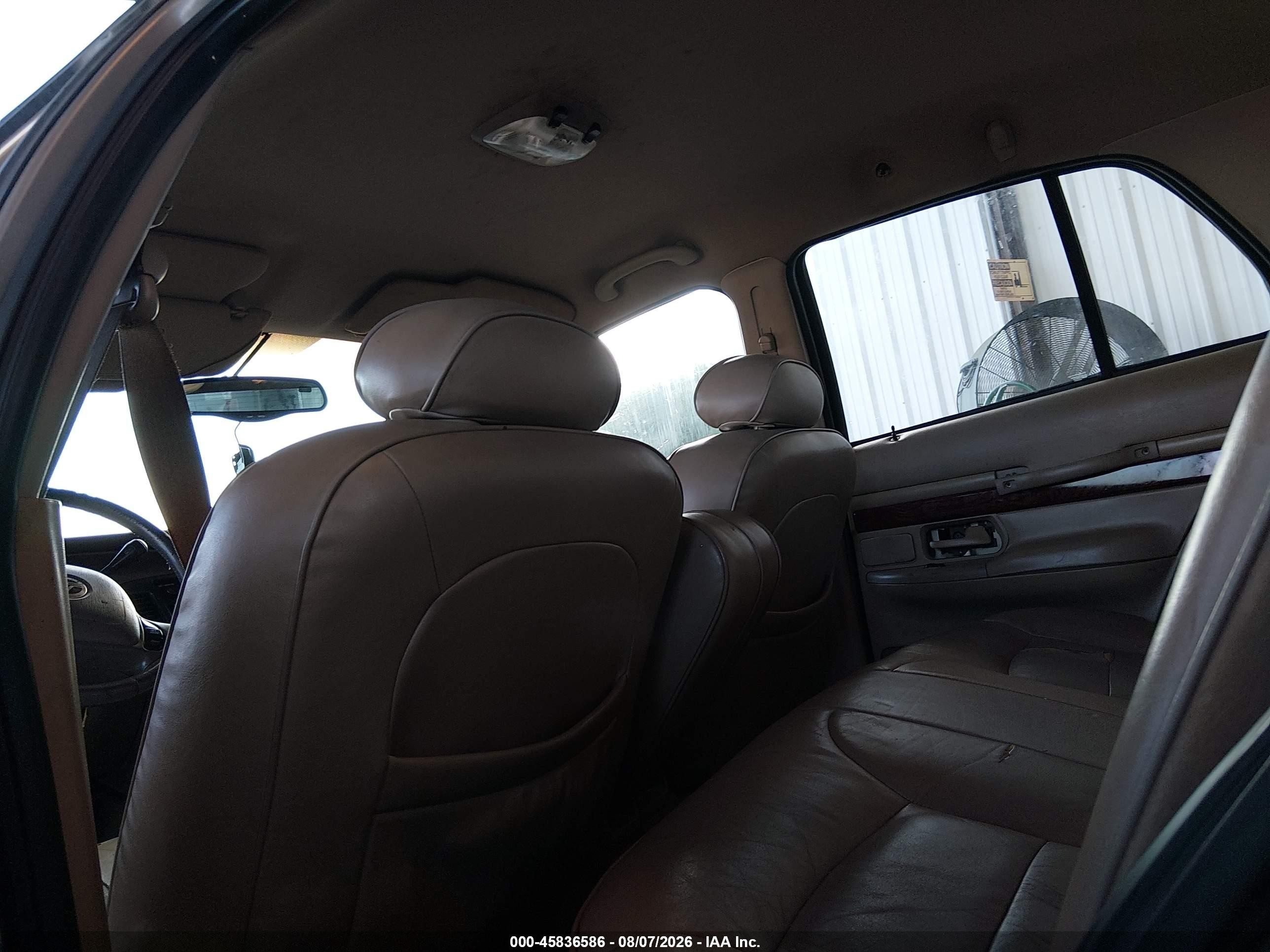 2002 Mercury Grand Marquis Ls Beige vin: 2MEFM75W72X645090