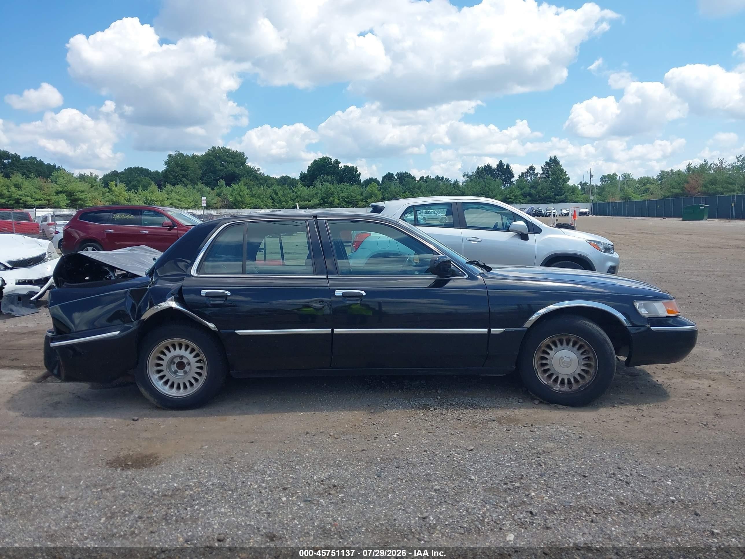 2002 Mercury Grand Marquis Ls Черный vin: 2MEFM75W72X651648