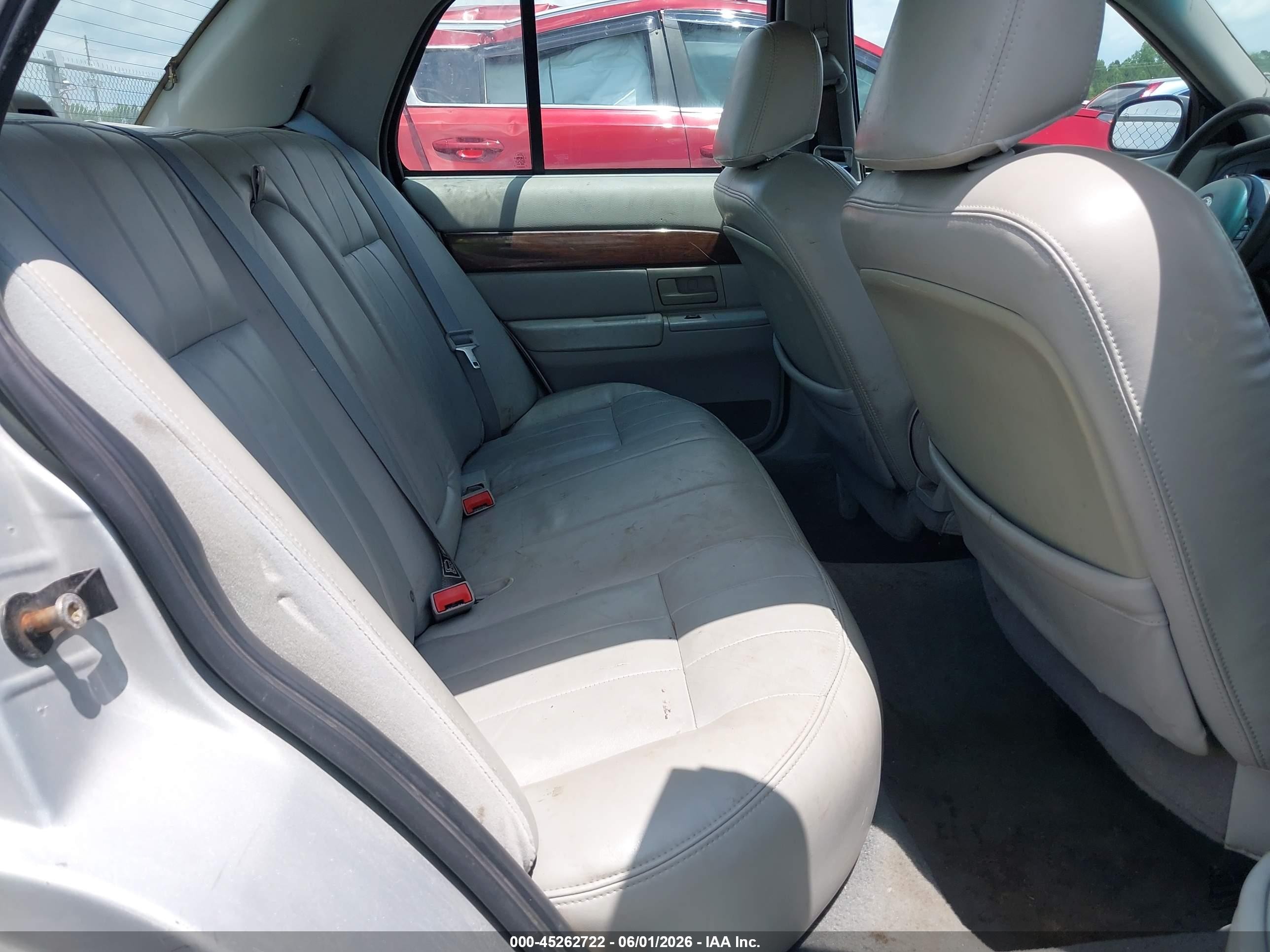 2003 Mercury Grand Marquis Ls Серебряный vin: 2MEFM75W73X661789