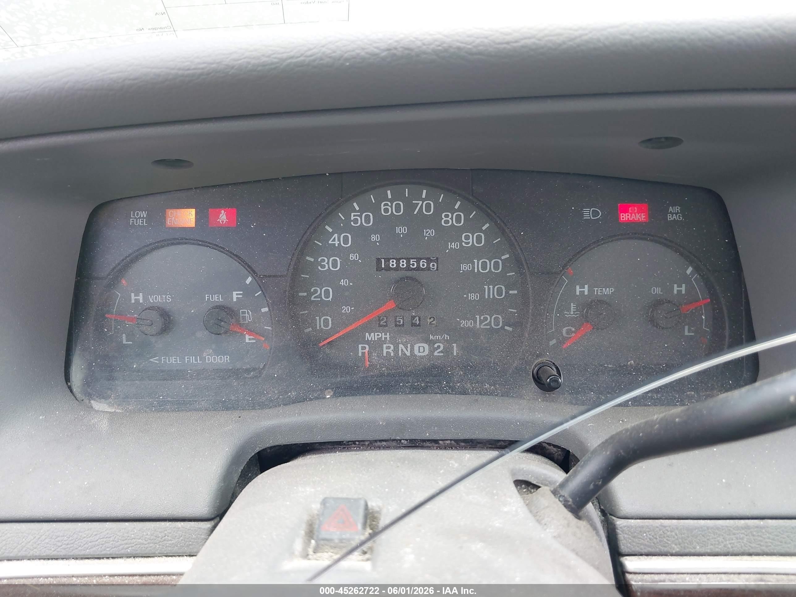 2003 Mercury Grand Marquis Ls Серебряный vin: 2MEFM75W73X661789