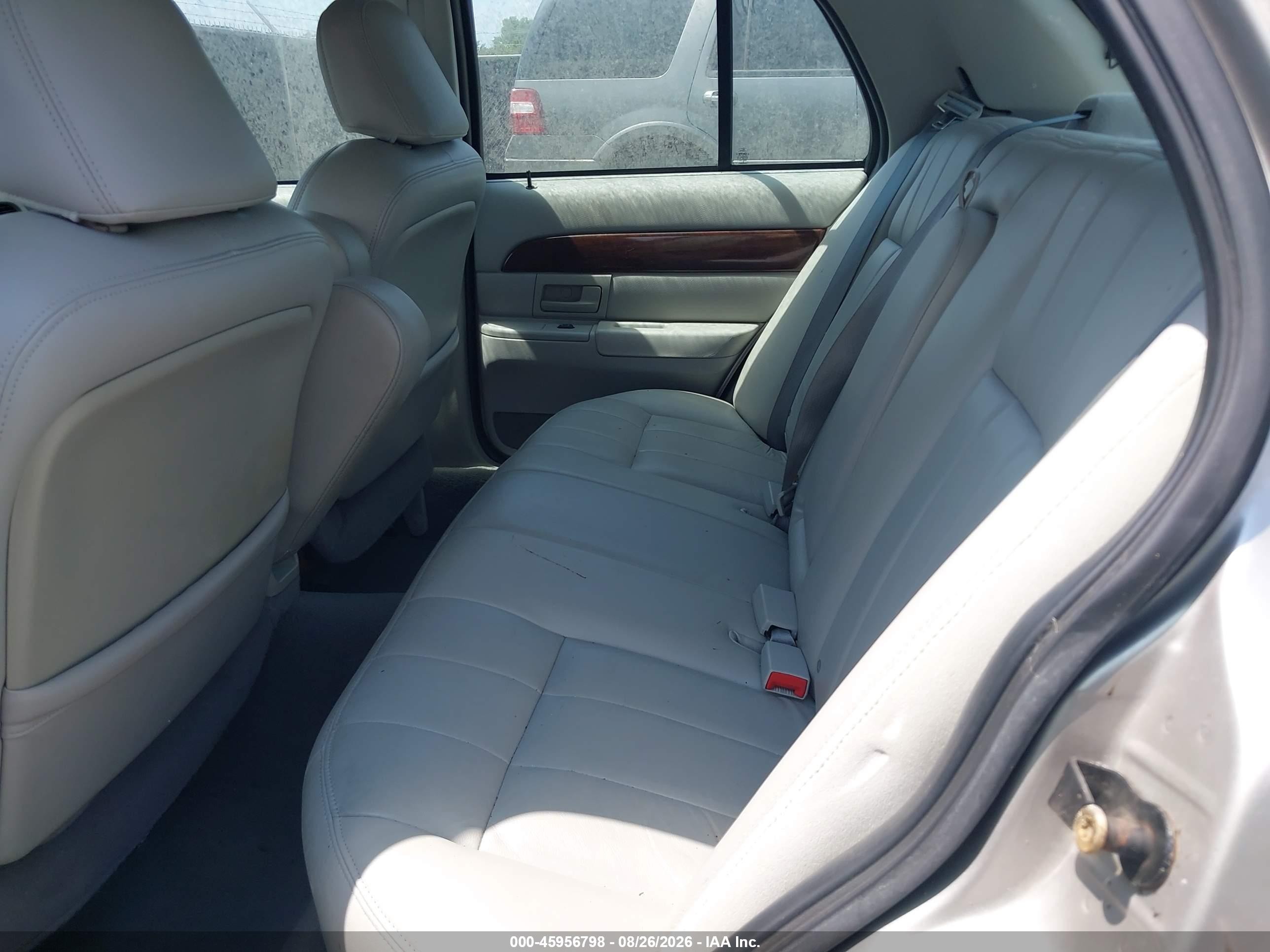 2003 Mercury Grand Marquis Ls Silver vin: 2MEFM75W73X711137
