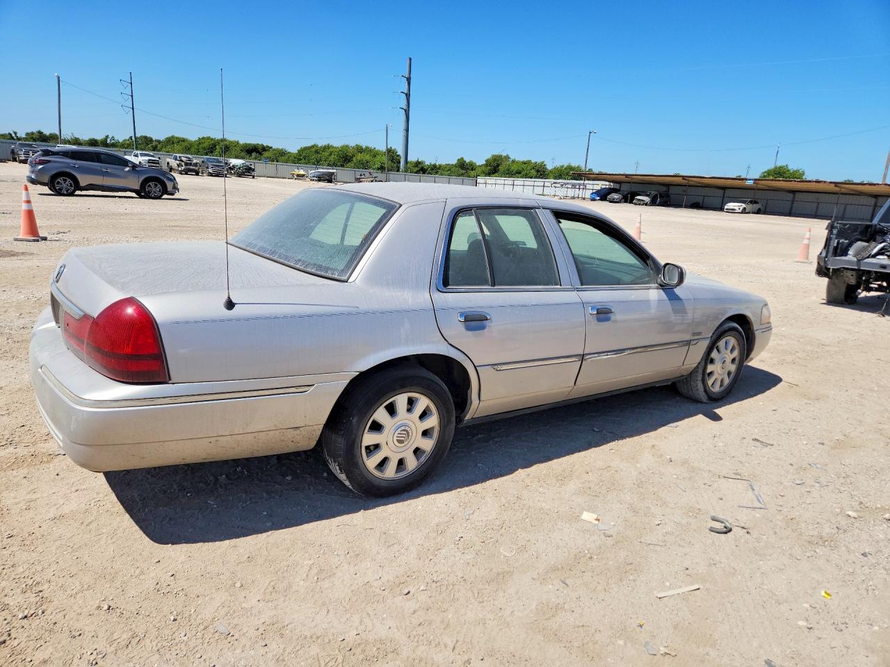 2005 Mercury Grand Marquis Ls Silver vin: 2MEFM75W75X607802