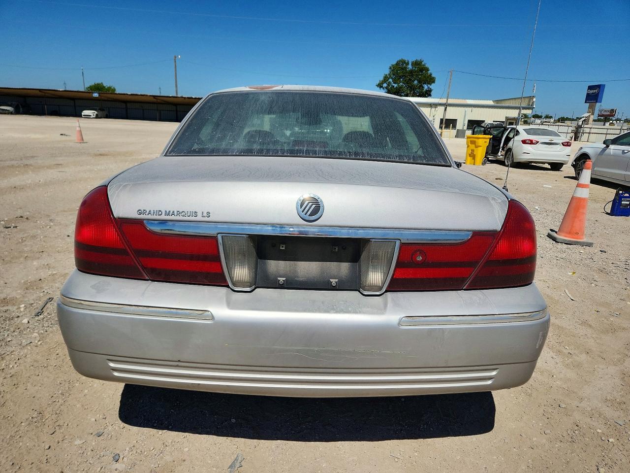 2005 Mercury Grand Marquis Ls Silver vin: 2MEFM75W75X607802