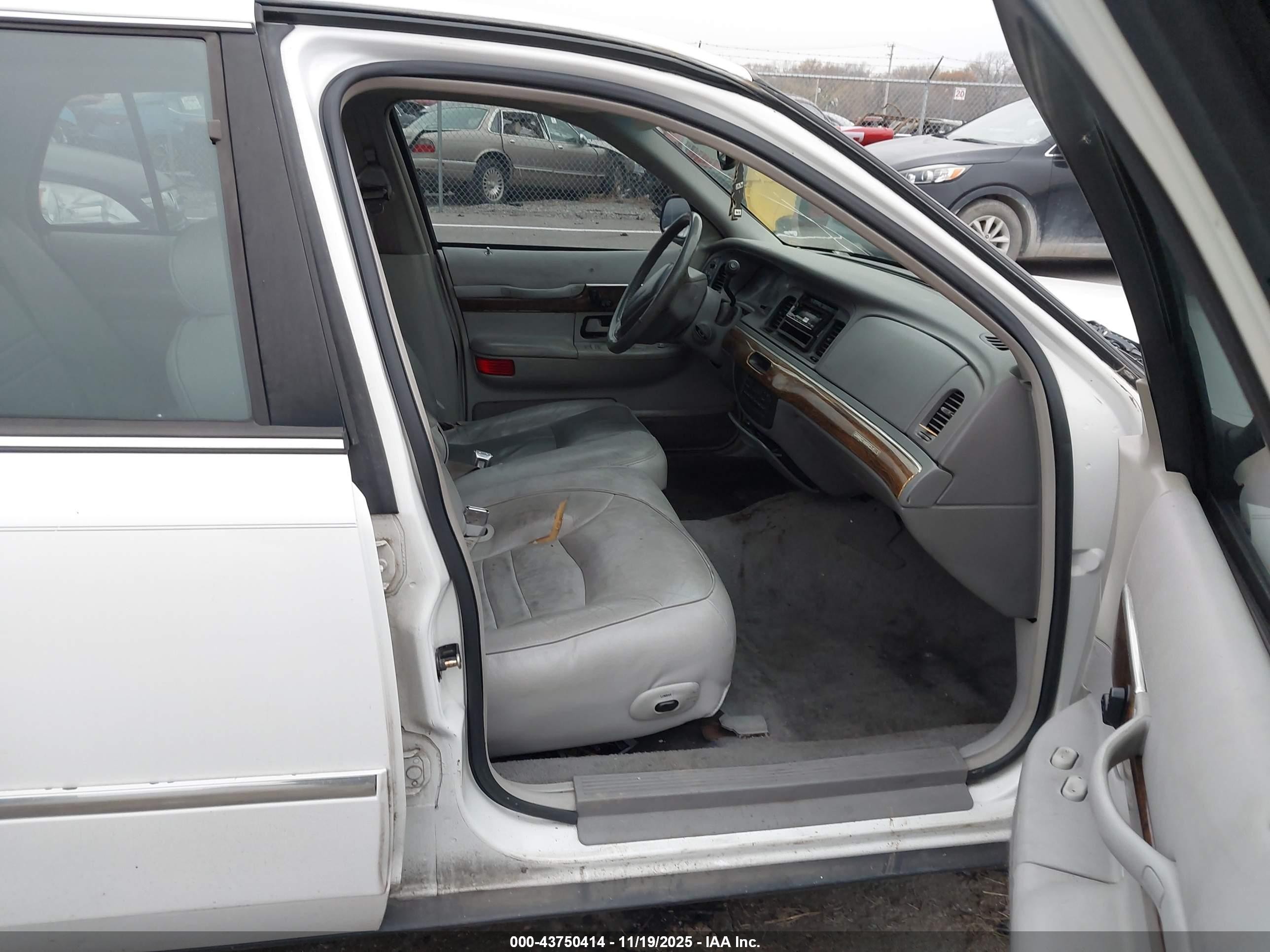 1998 Mercury Grand Marquis   White vin: 2MEFM75W7WX684266