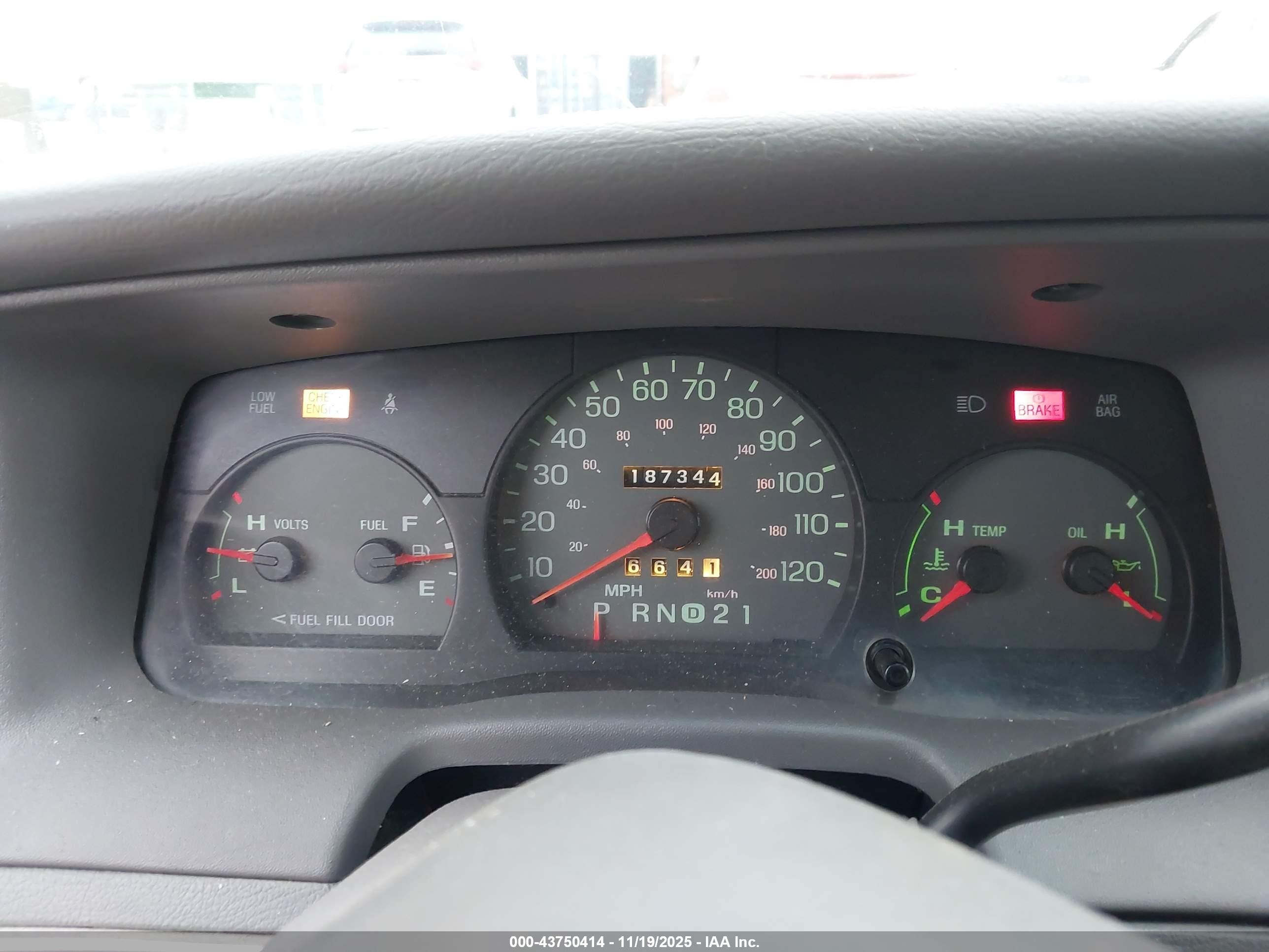 1998 Mercury Grand Marquis   White vin: 2MEFM75W7WX684266