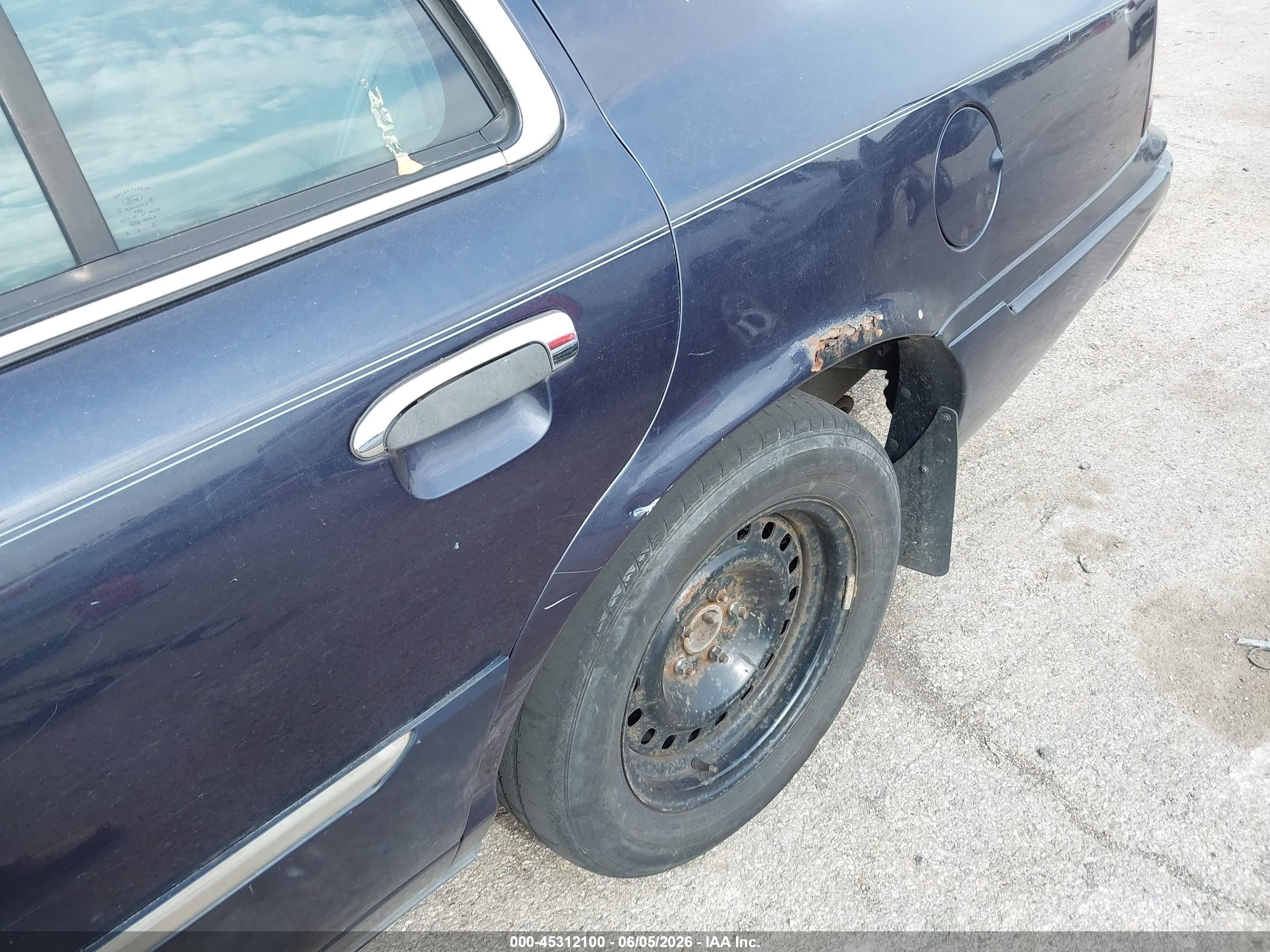 1999 Mercury Grand Marquis Ls Dark Blue vin: 2MEFM75W7XX659739