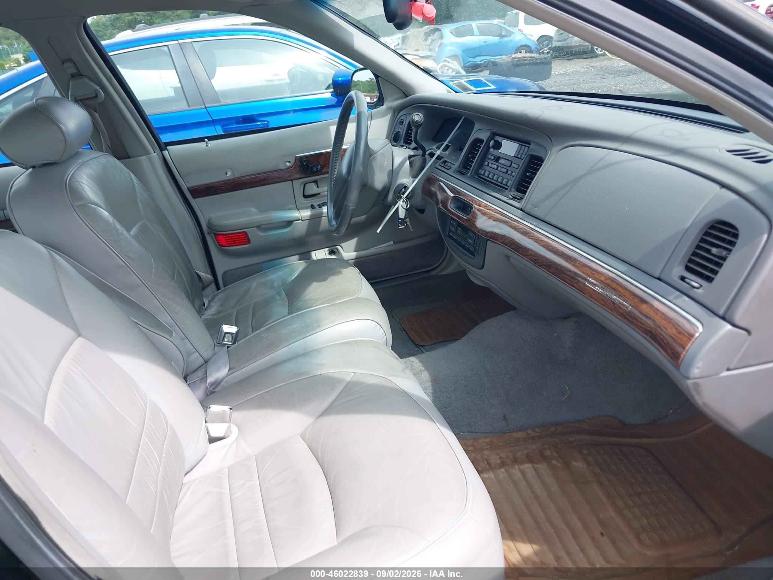 1999 Mercury Grand Marquis Ls Черный vin: 2MEFM75W7XX675603