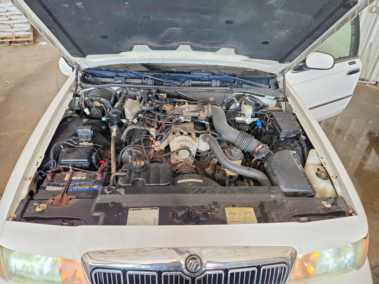 2000 Mercury Grand Marquis Ls White vin: 2MEFM75W7YX636530