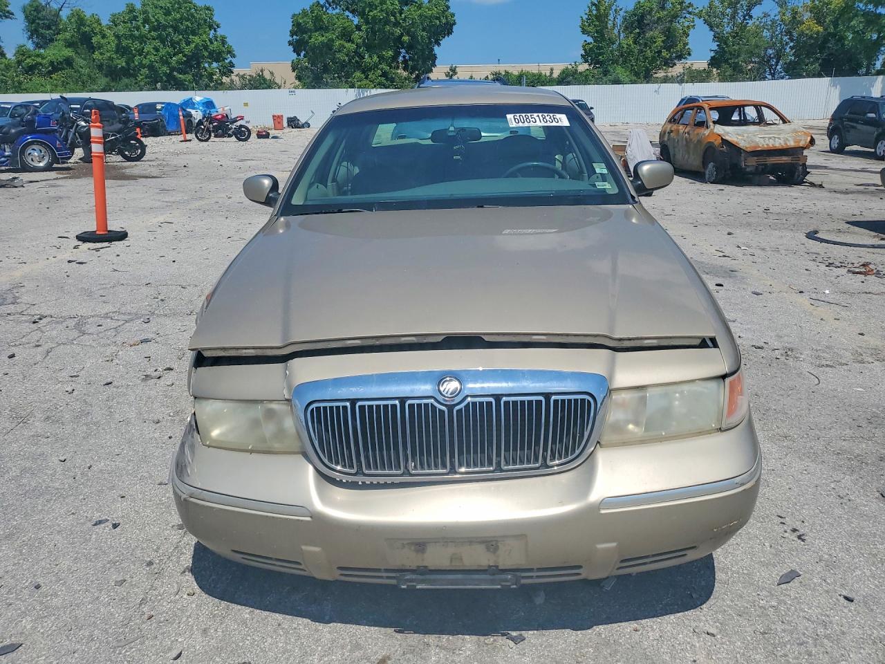 2000 Mercury Grand Marquis Ls Золотой vin: 2MEFM75W7YX692810