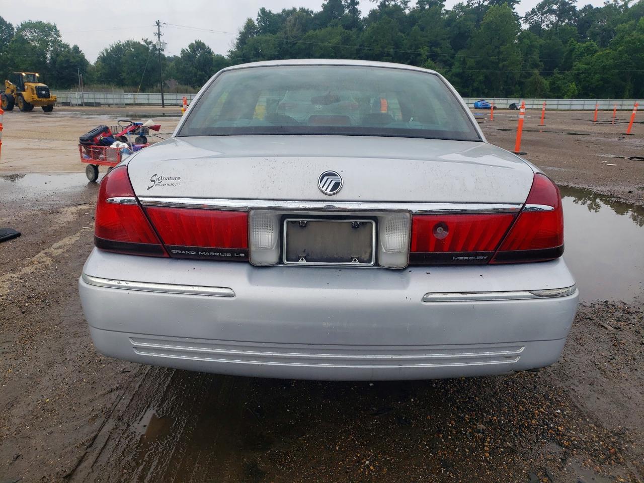 2000 Mercury Grand Marquis Ls Silver vin: 2MEFM75W7YX694802