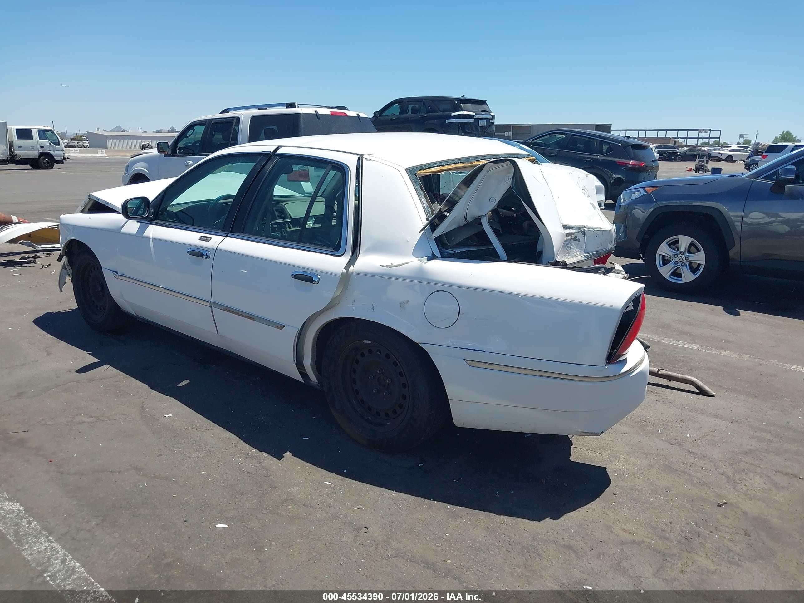 2000 Mercury Grand Marquis Ls Белый vin: 2MEFM75W7YX738278
