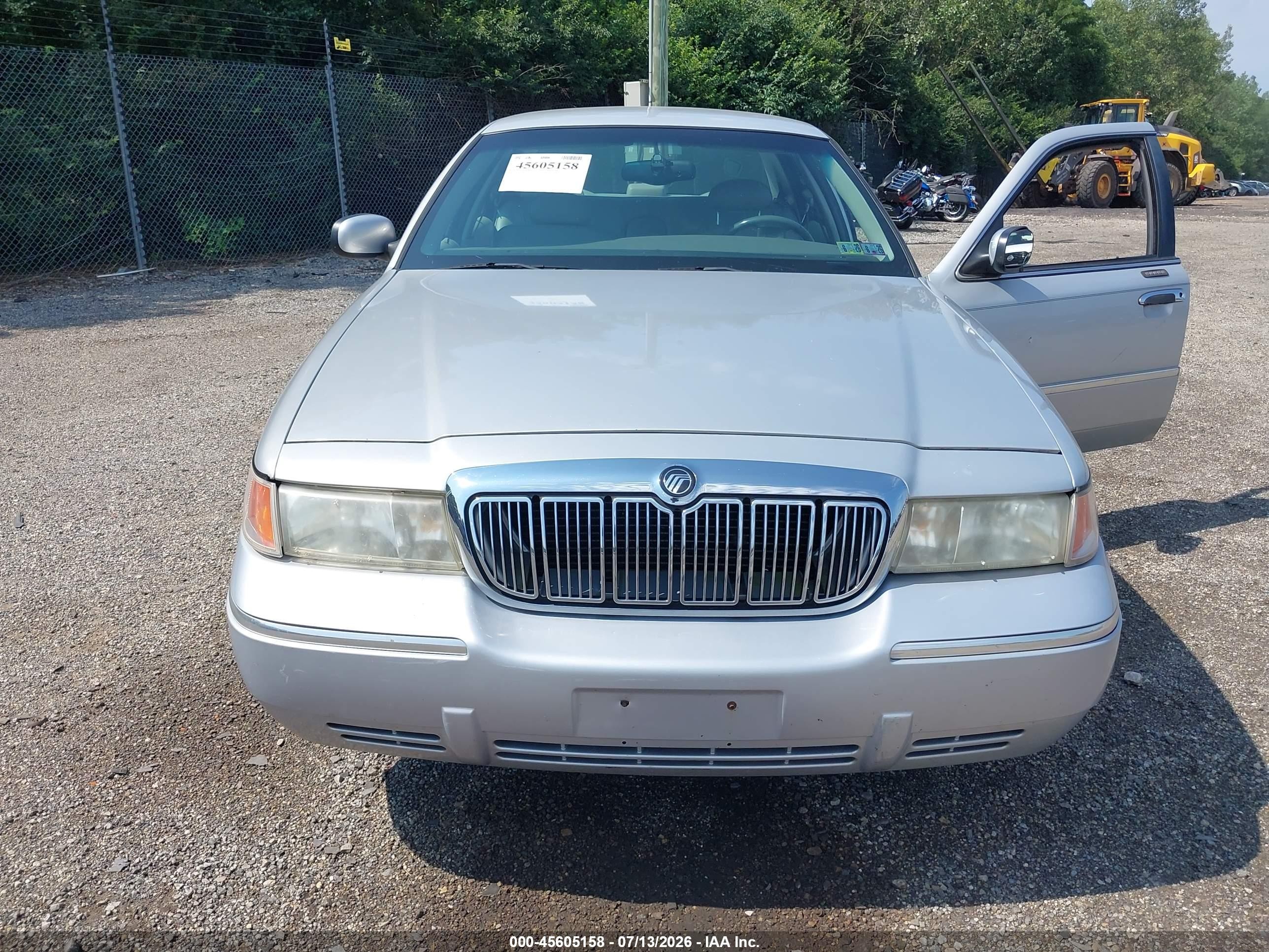 2001 Mercury Grand Marquis Ls Серебряный vin: 2MEFM75W81X604272