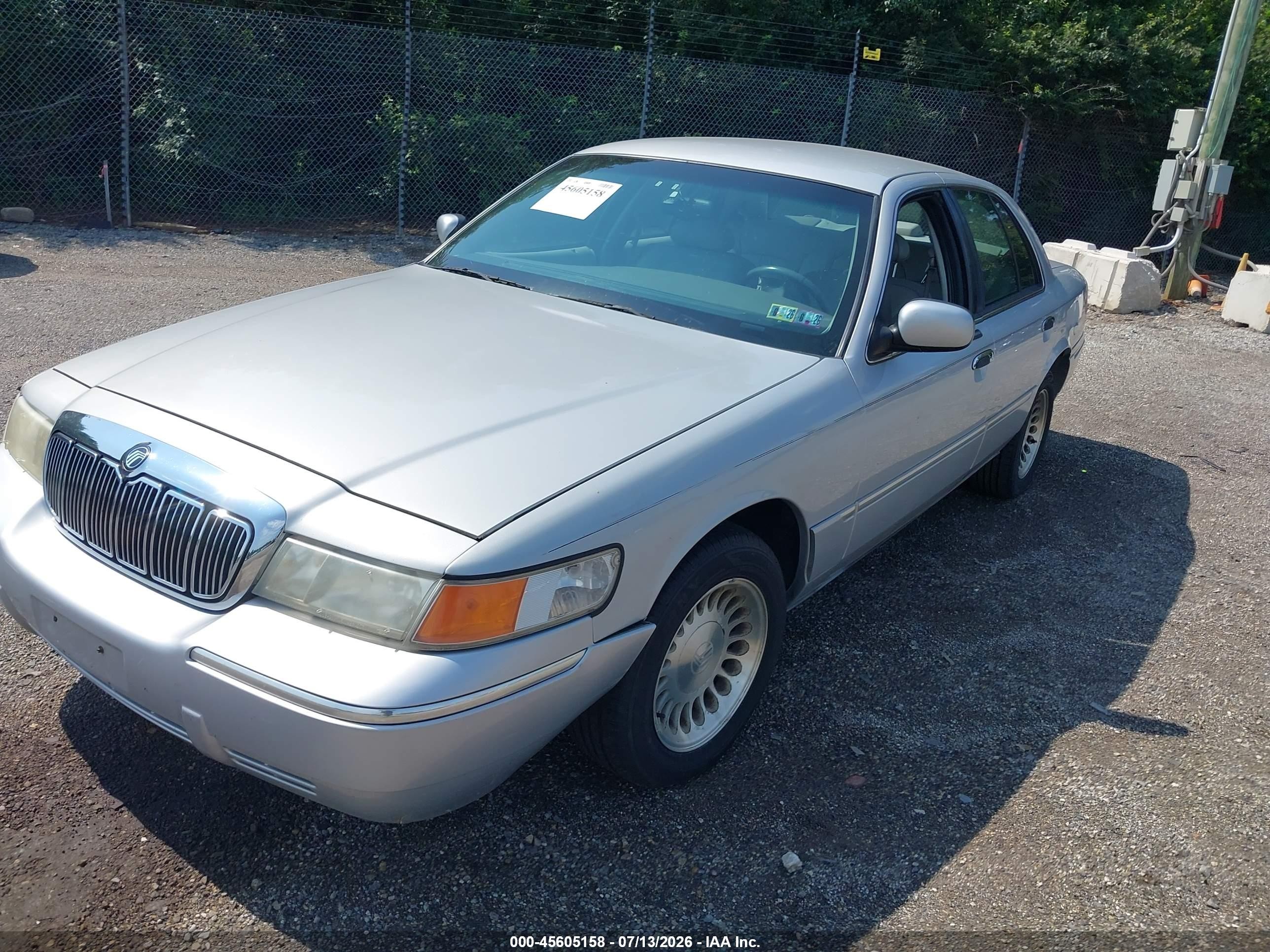 2001 Mercury Grand Marquis Ls Серебряный vin: 2MEFM75W81X604272