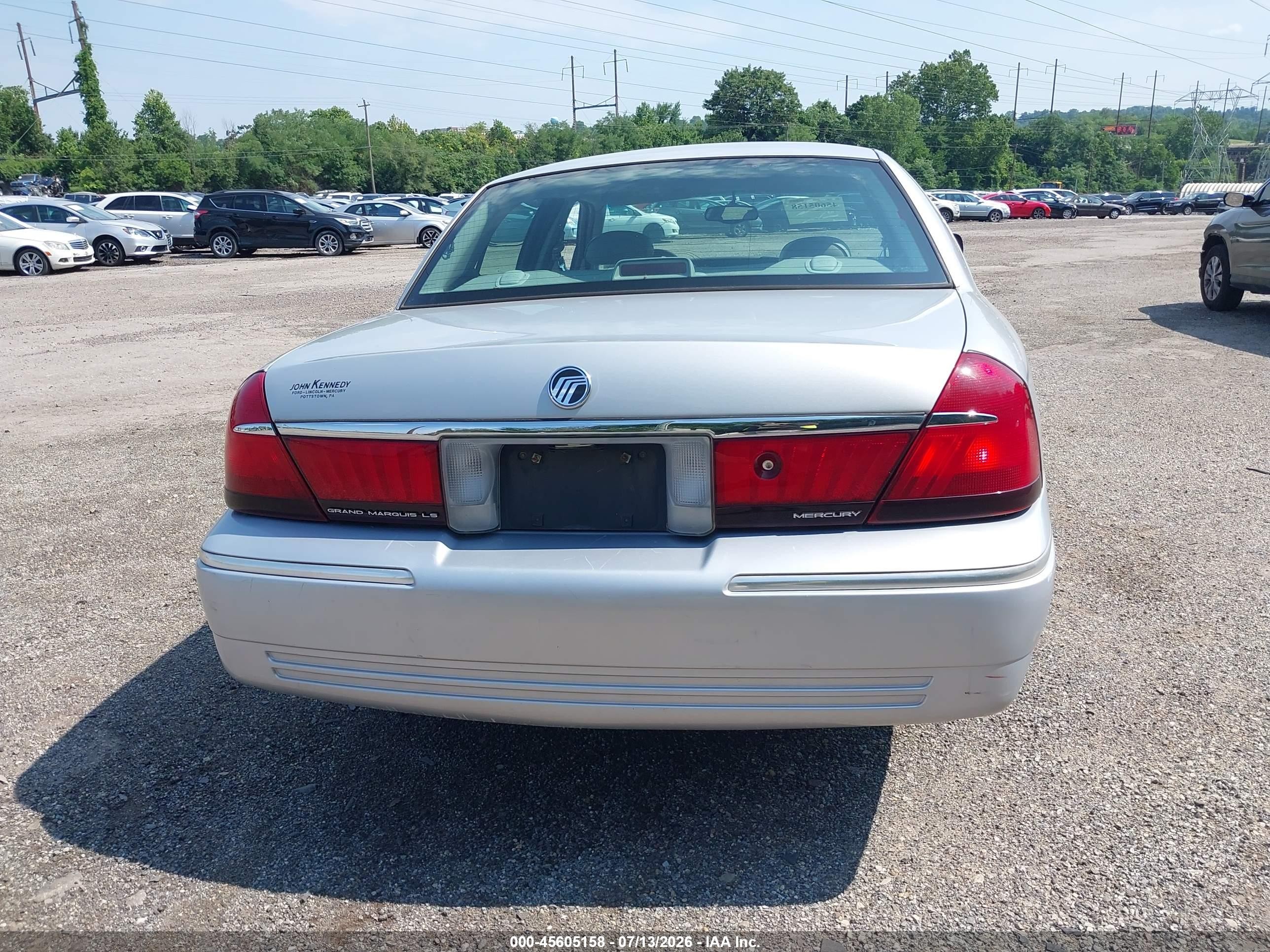 2001 Mercury Grand Marquis Ls Серебряный vin: 2MEFM75W81X604272