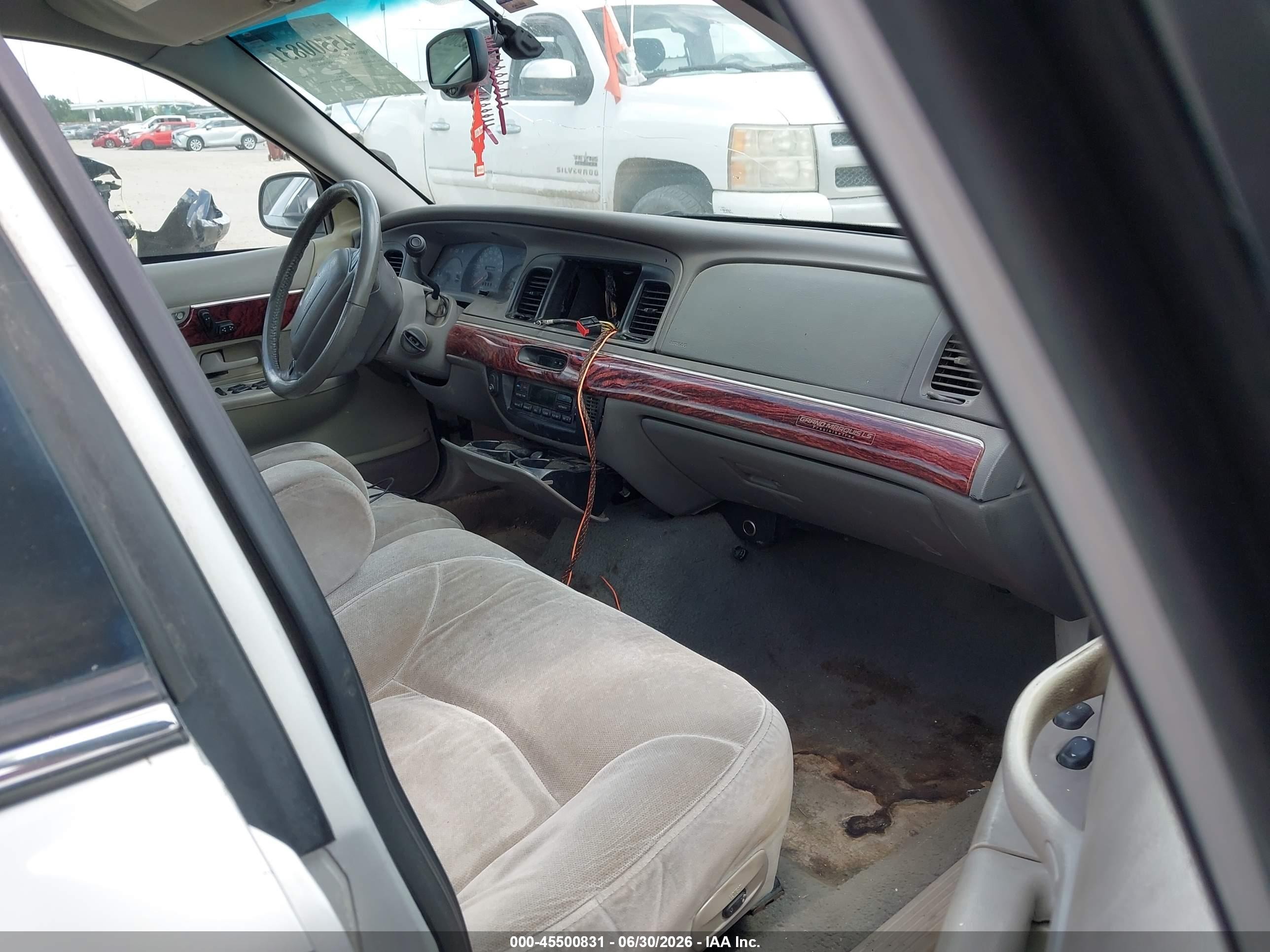 2001 Mercury Grand Marquis Ls Серебряный vin: 2MEFM75W81X658610