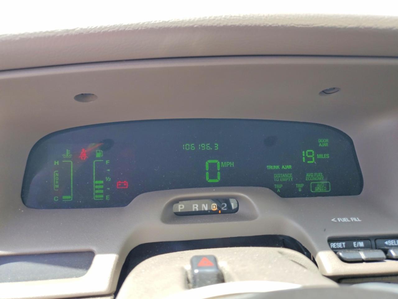 2001 Mercury Grand Marquis Ls Gold vin: 2MEFM75W81X665881