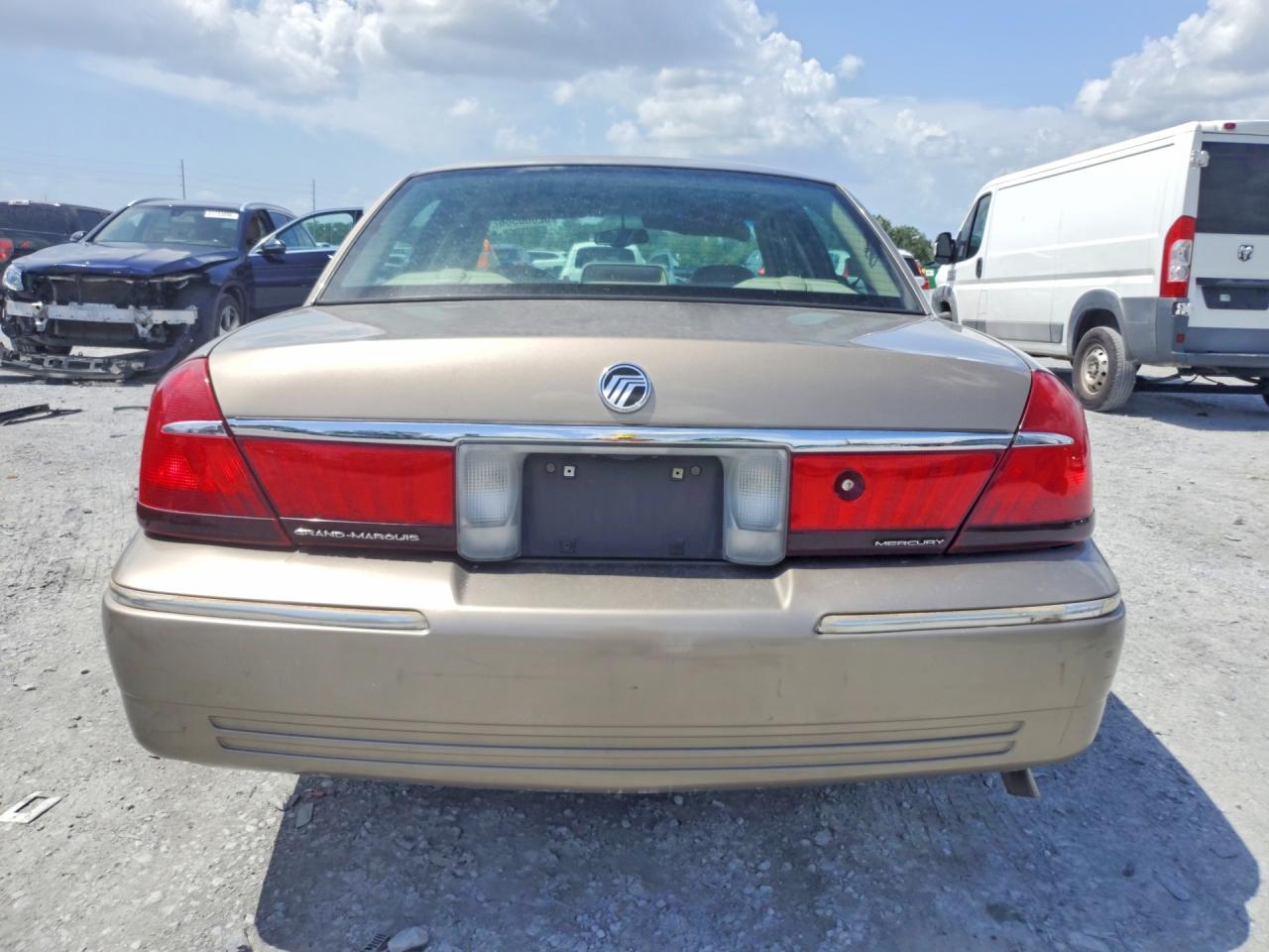 2001 Mercury Grand Marquis Ls Gold vin: 2MEFM75W81X665881