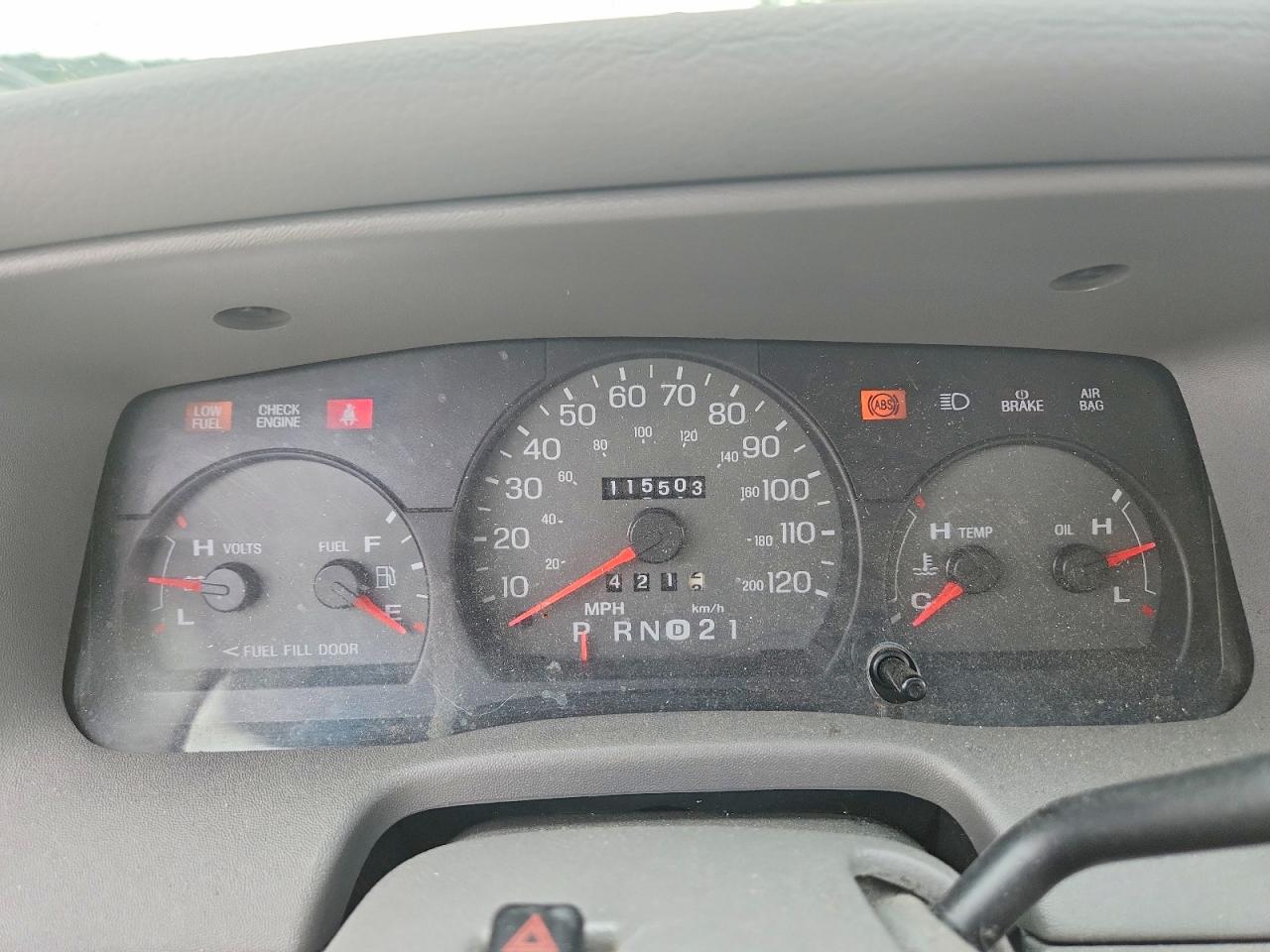 2002 Mercury Grand Marquis Ls Silver vin: 2MEFM75W82X615337