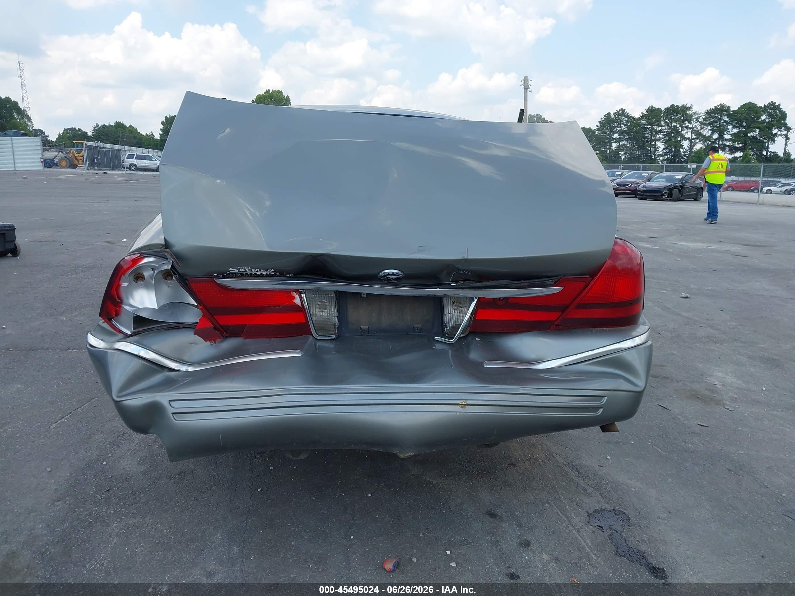 2003 Mercury Grand Marquis Ls Gray vin: 2MEFM75W83X677421