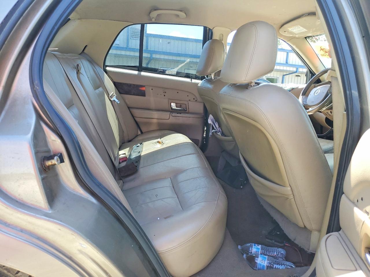 2005 Mercury Grand Marquis Ls Tan vin: 2MEFM75W85X642980