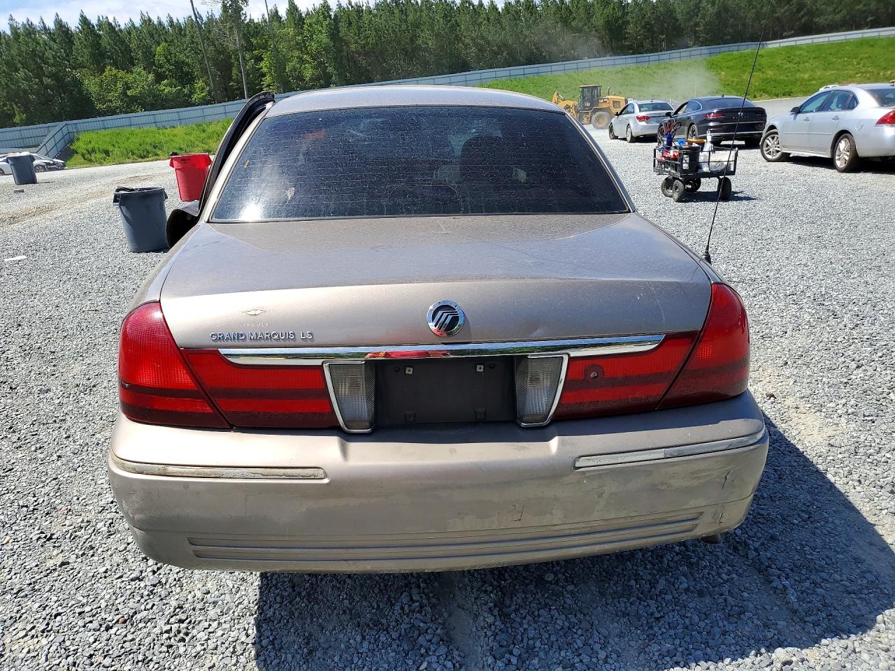 2005 Mercury Grand Marquis Ls Tan vin: 2MEFM75W85X642980
