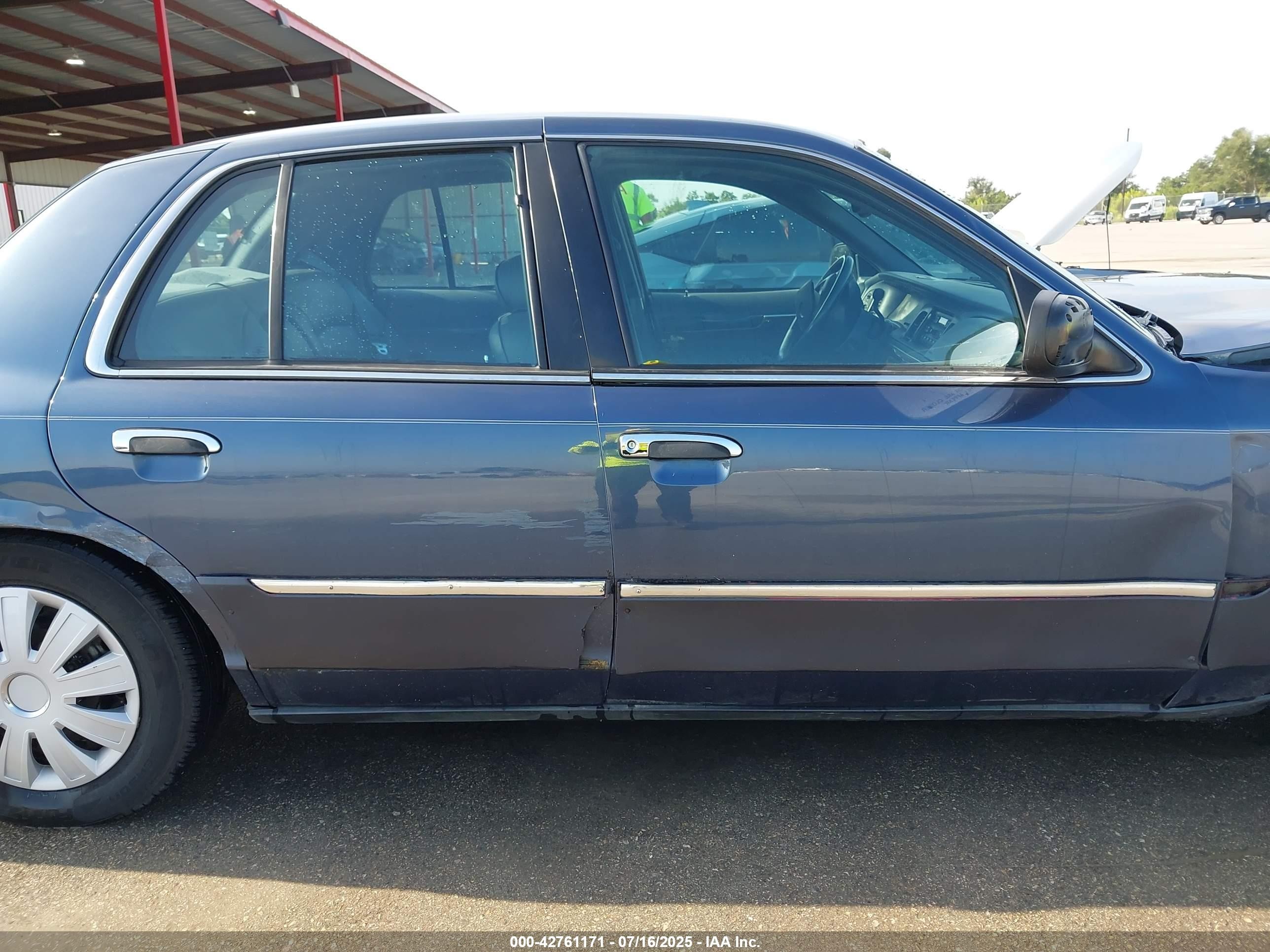 1998 Mercury Grand Marquis   vin: 2MEFM75W8WX619197
