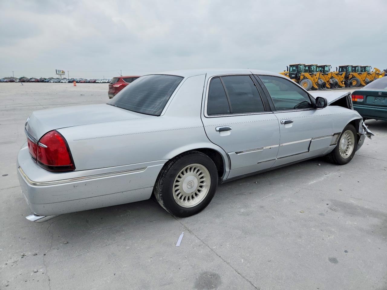 1999 Mercury Grand Marquis Ls Silver vin: 2MEFM75W8XX617161