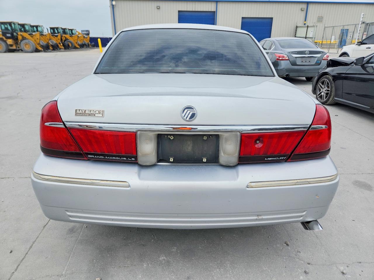 1999 Mercury Grand Marquis Ls Silver vin: 2MEFM75W8XX617161